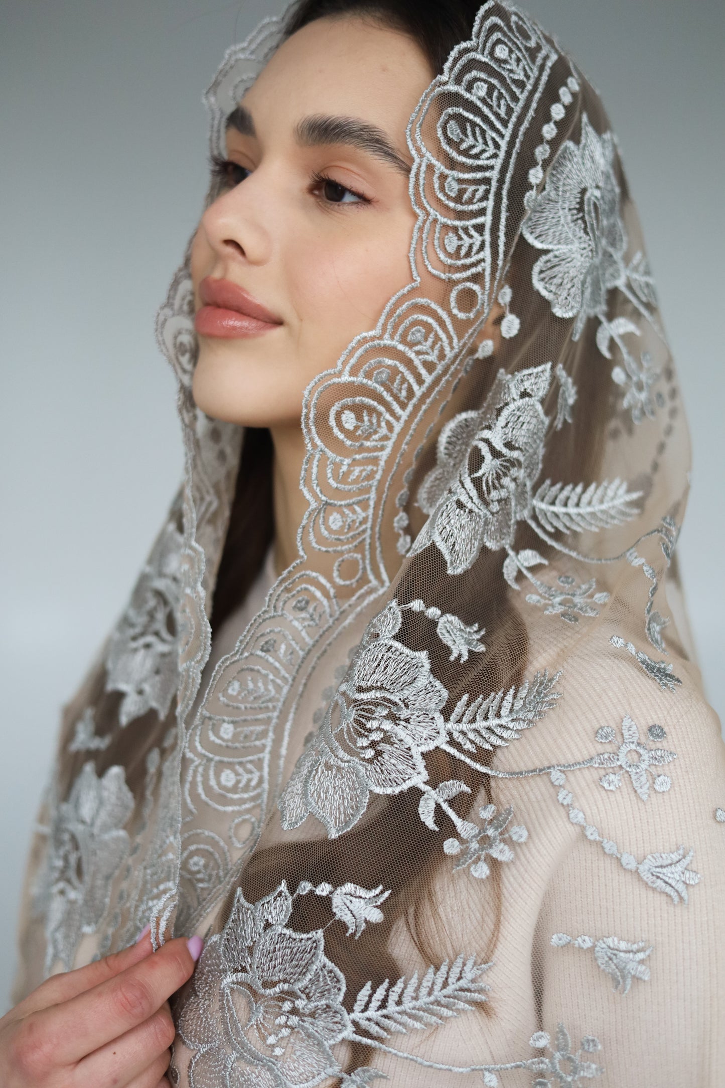 LONG GREY VEIL - MariaVeils