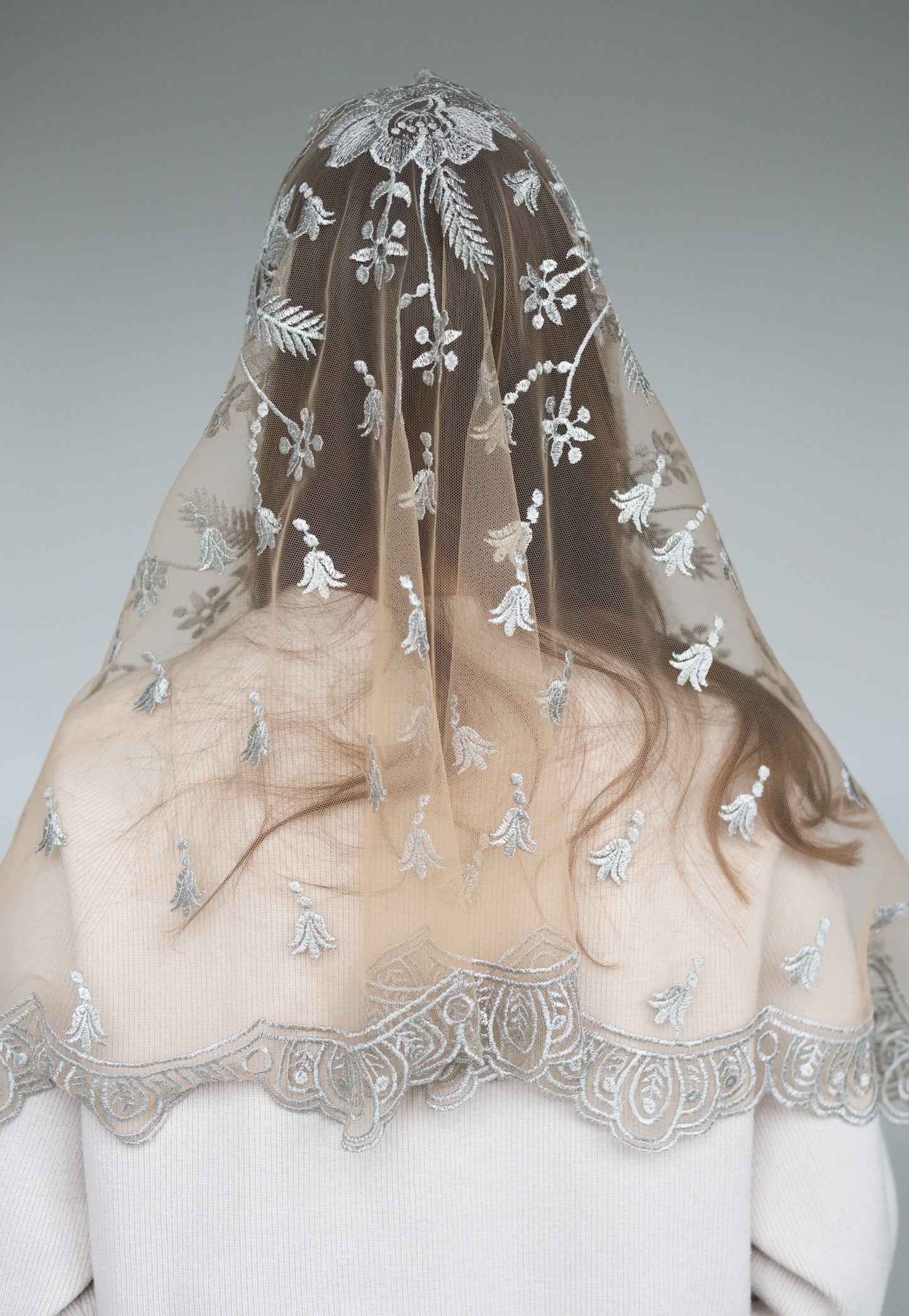 LONG GREY VEIL - MariaVeils