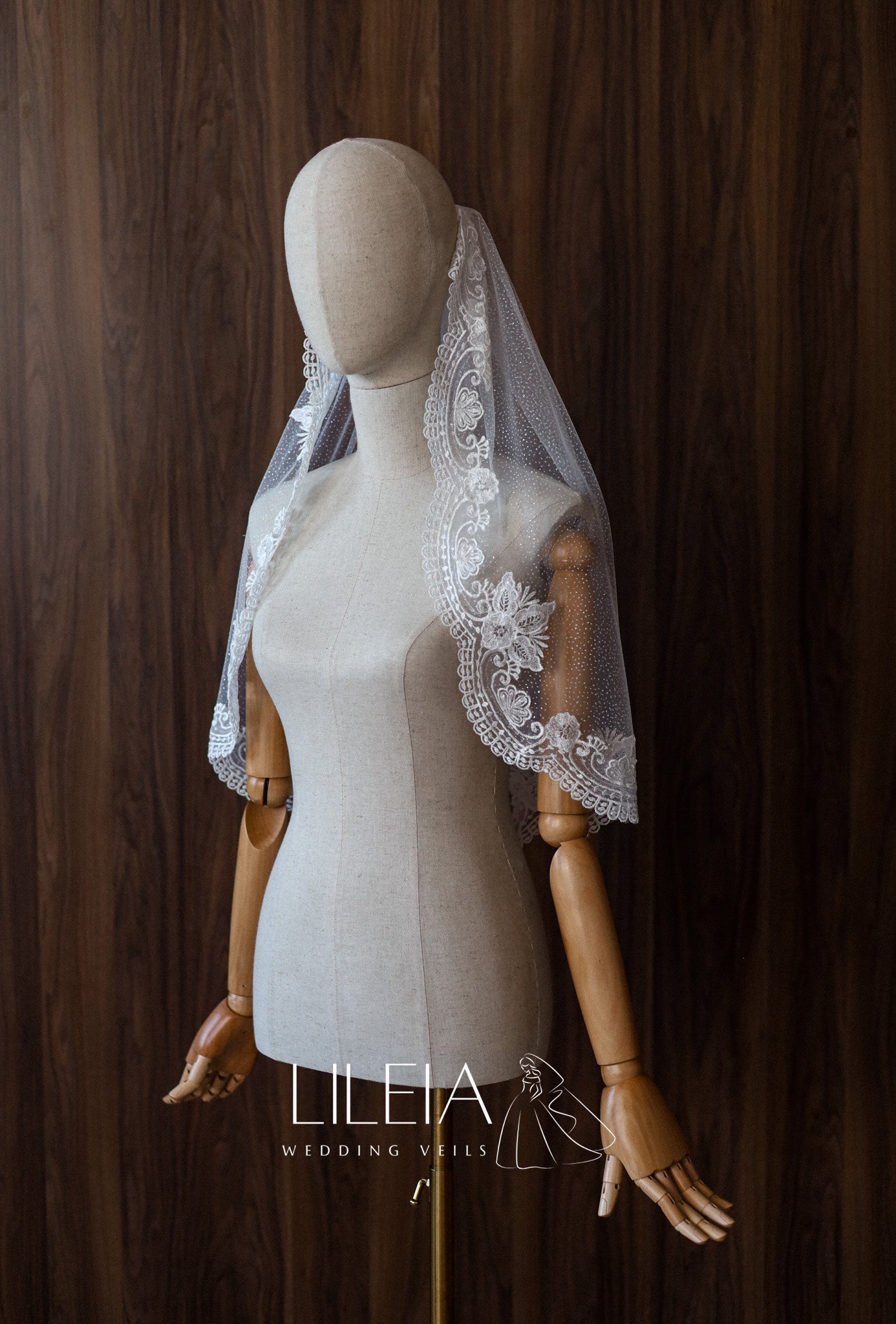 PEYTON WEDDING VEIL - MariaVeils