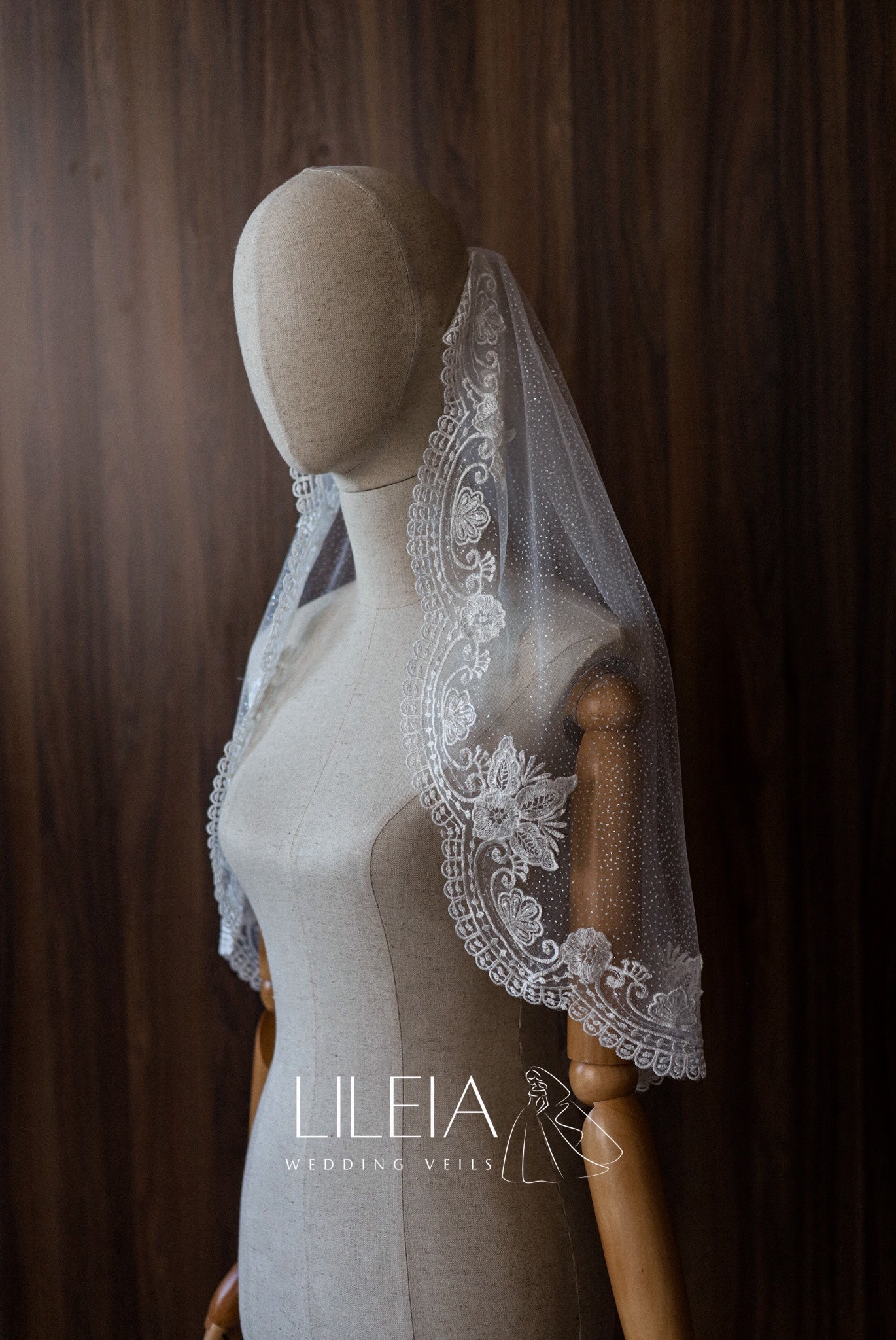 PEYTON WEDDING VEIL - MariaVeils