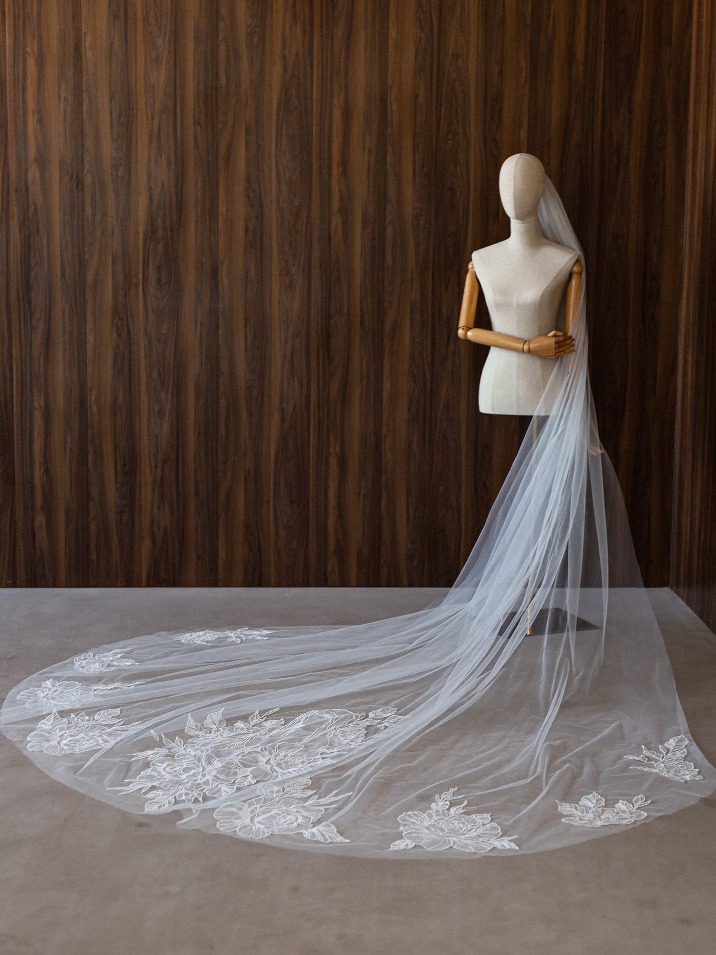 CALLIE WEDDING VEIL - MariaVeils
