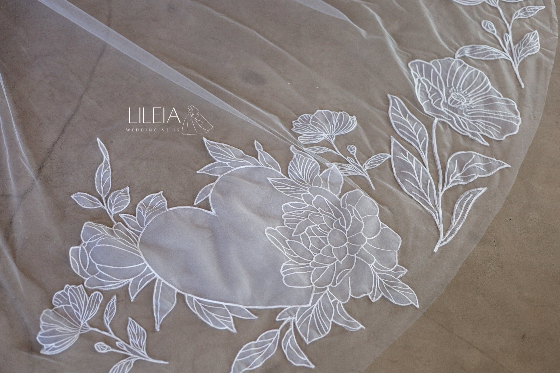 DAPHNE WEDDING VEIL - MariaVeils