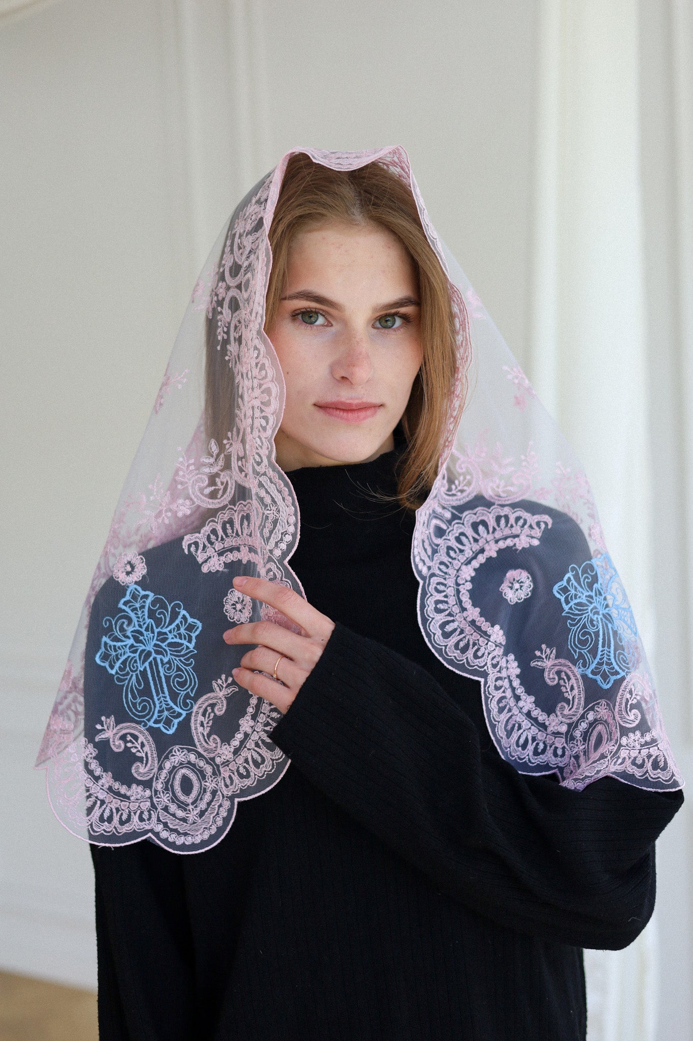 PINK SHORT VEIL