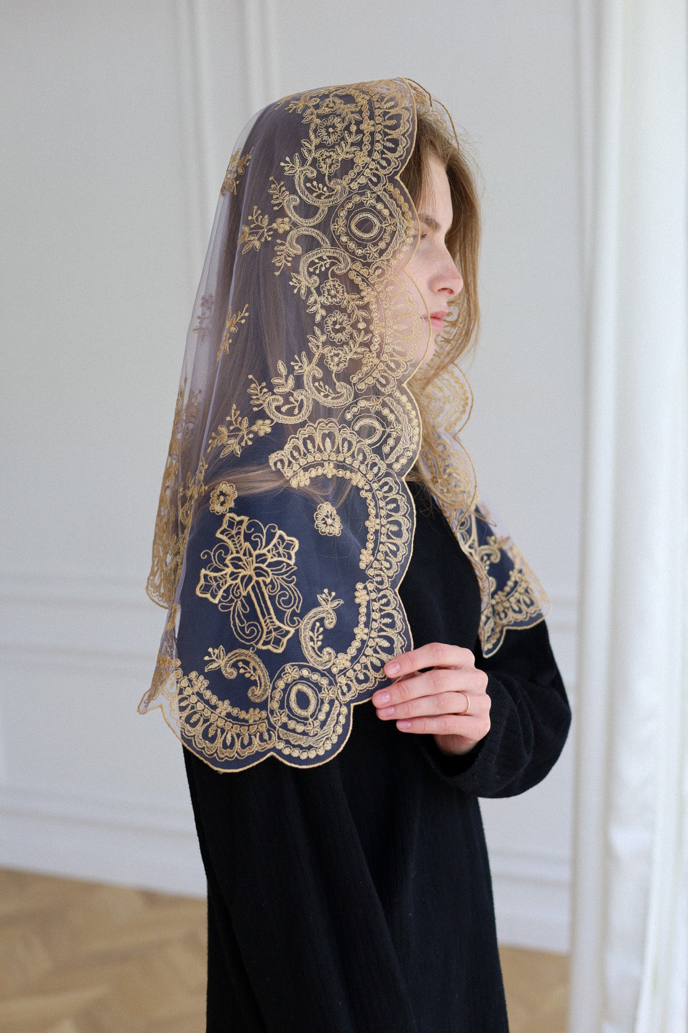 GOLD & PURPLE VEIL