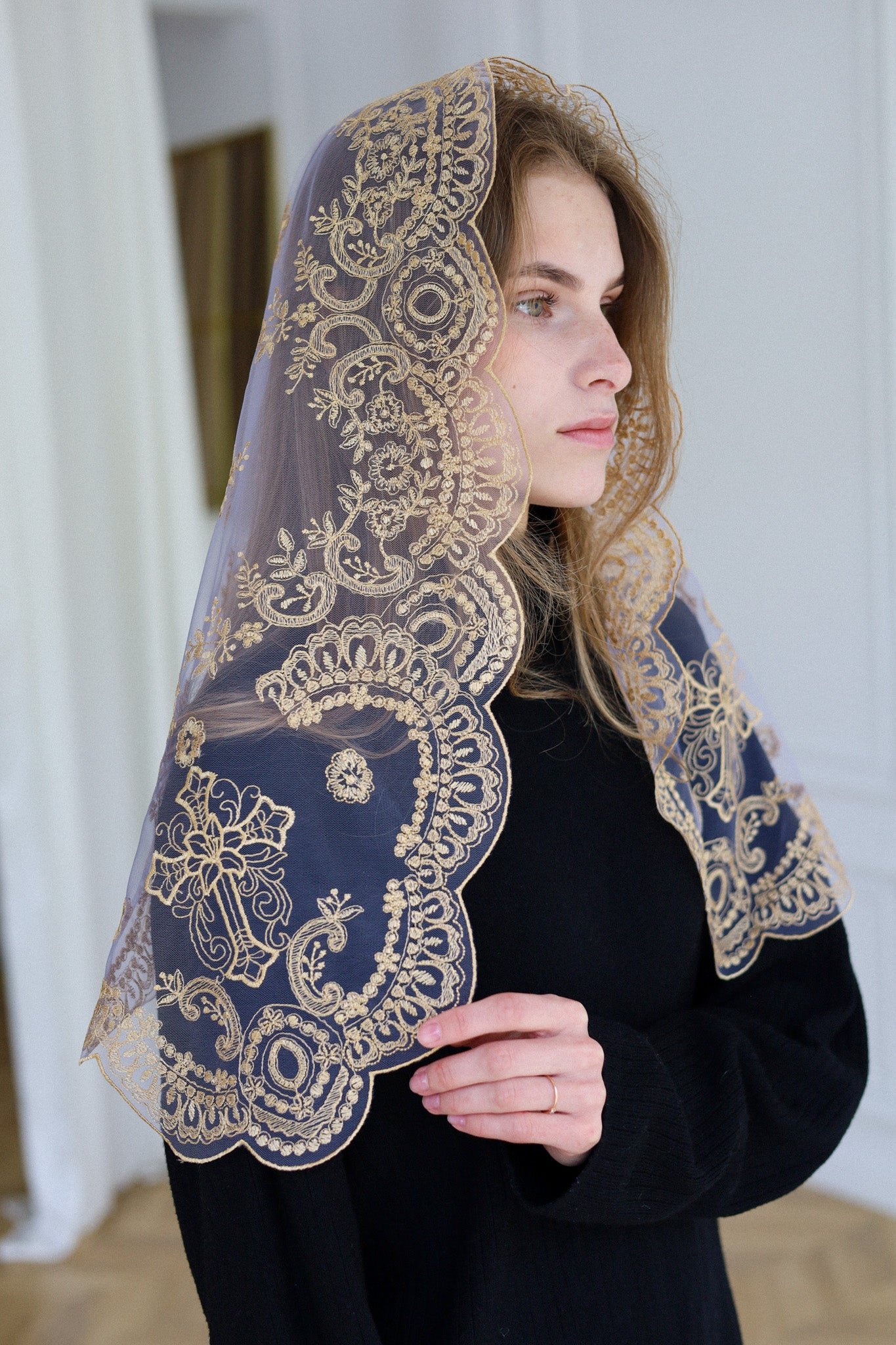 GOLD & PURPLE VEIL