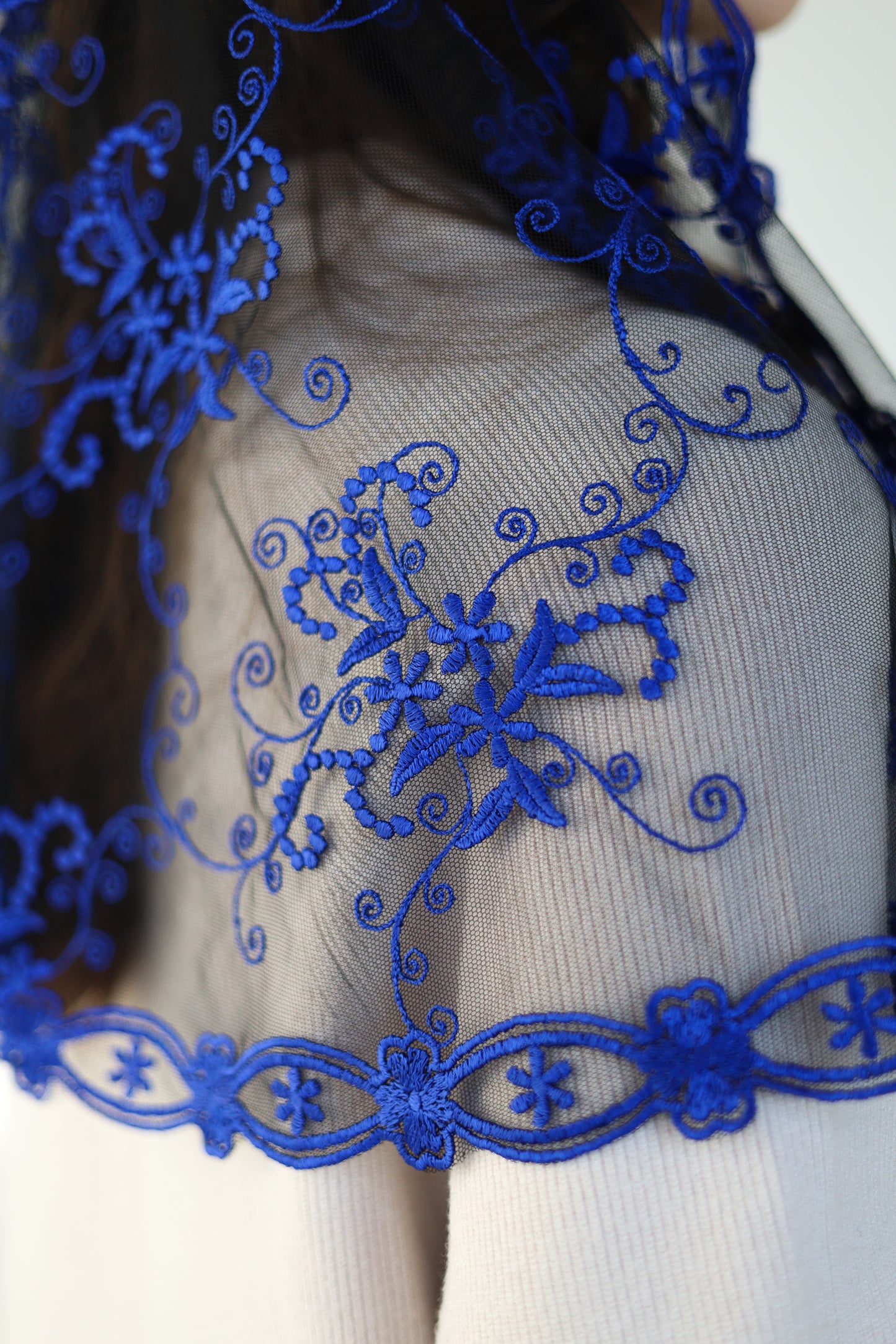 LONG BLUE MANTILLA - MariaVeils
