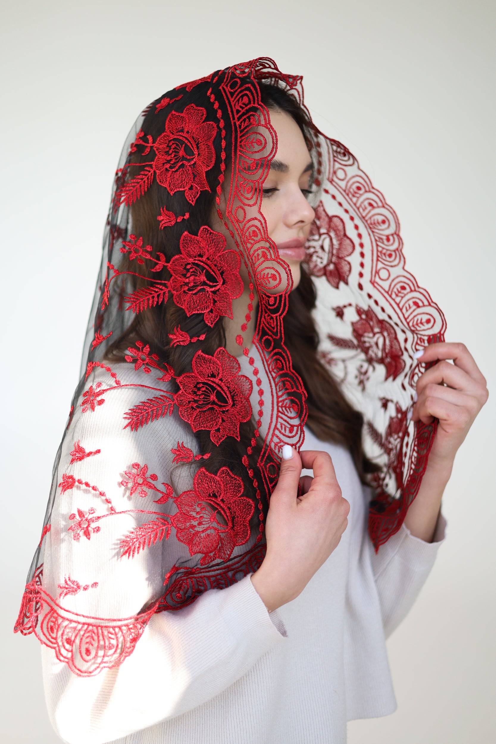 LONG BLACK & RED VEIL - MariaVeils