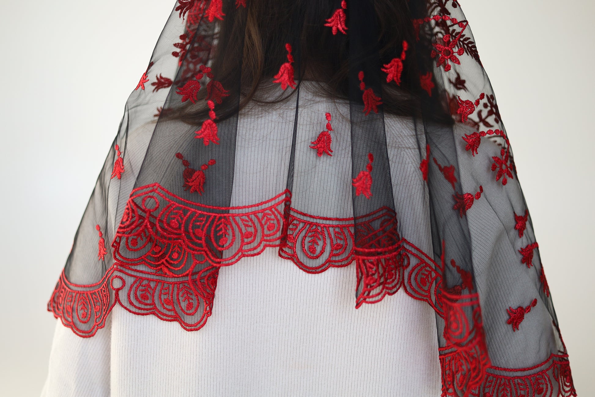 LONG BLACK & RED VEIL - MariaVeils