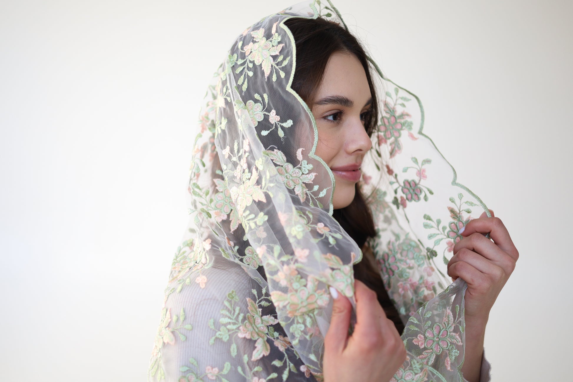 PEACH & PISTACHIO INFINITY VEIL - MariaVeils