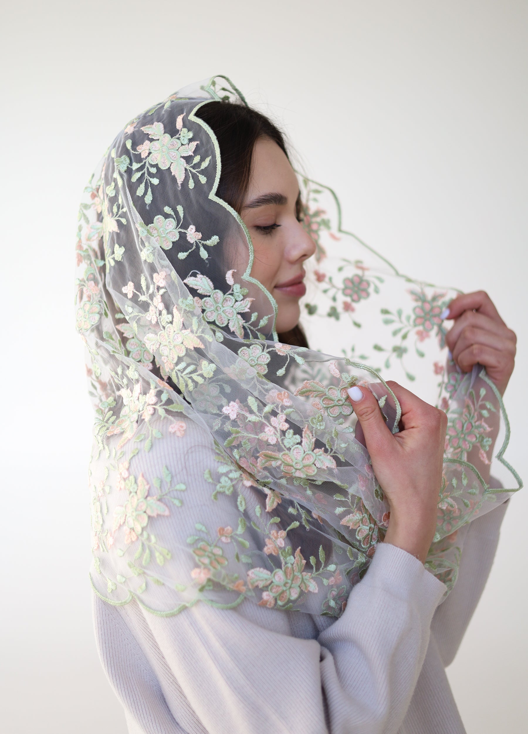 PEACH & PISTACHIO INFINITY VEIL - MariaVeils