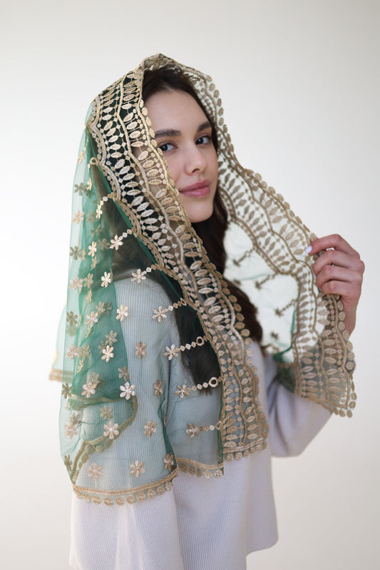 LONG GOLD & GREEN VEIL - MariaVeils