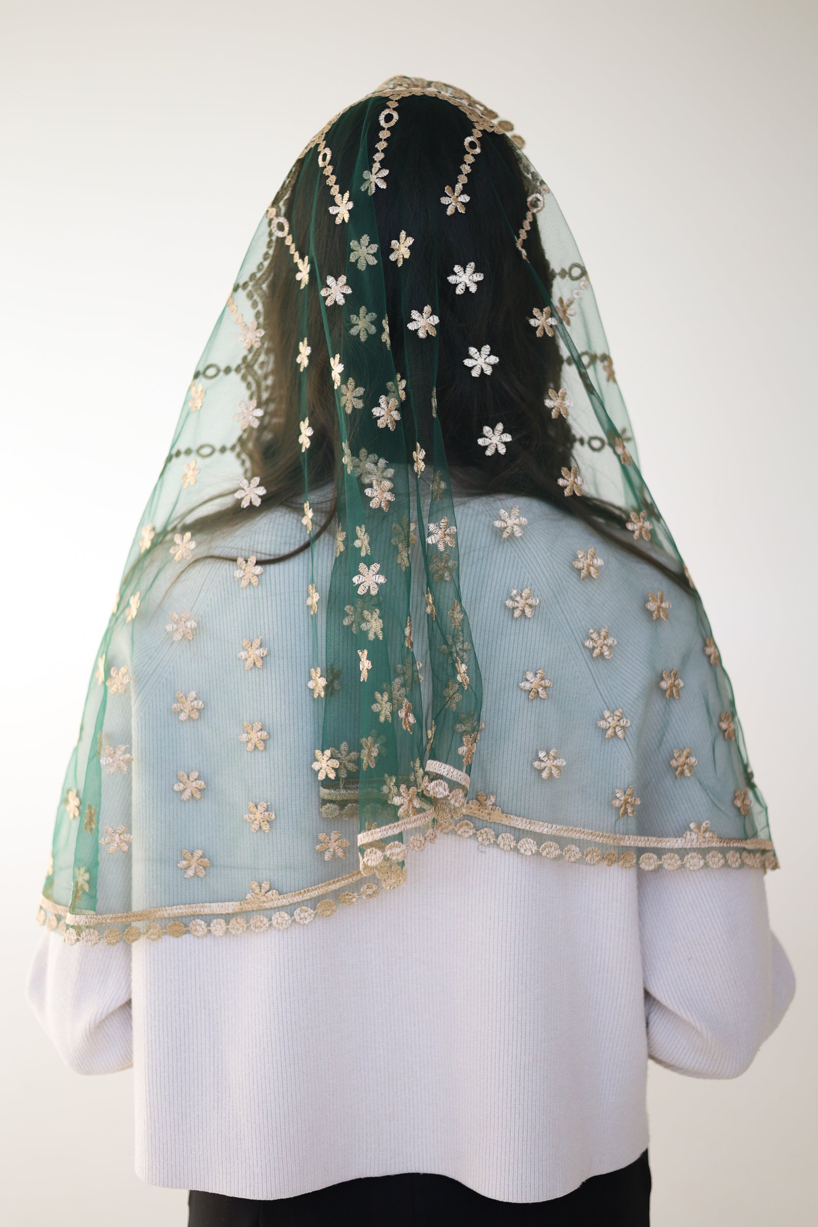 LONG GOLD & GREEN VEIL - MariaVeils