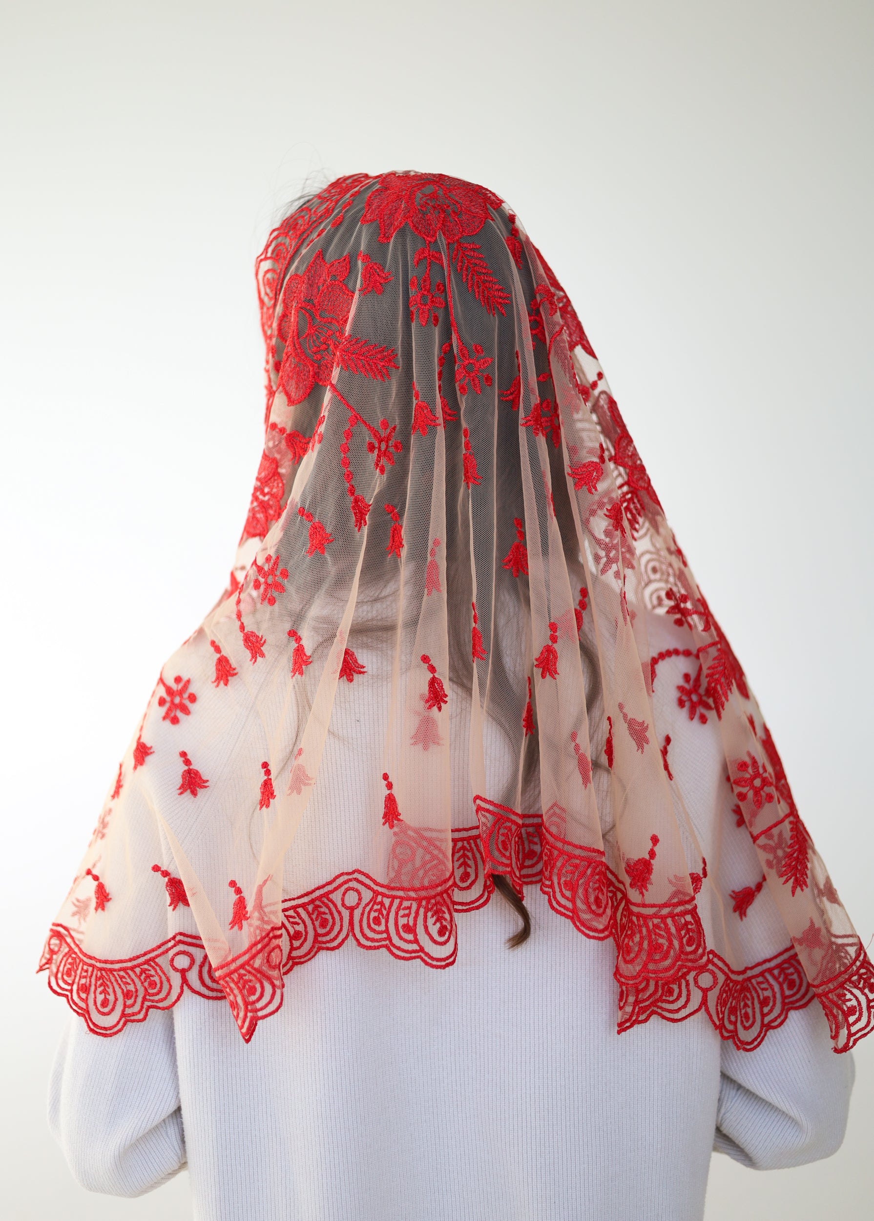 RED FLORAL MANTILLA - MariaVeils