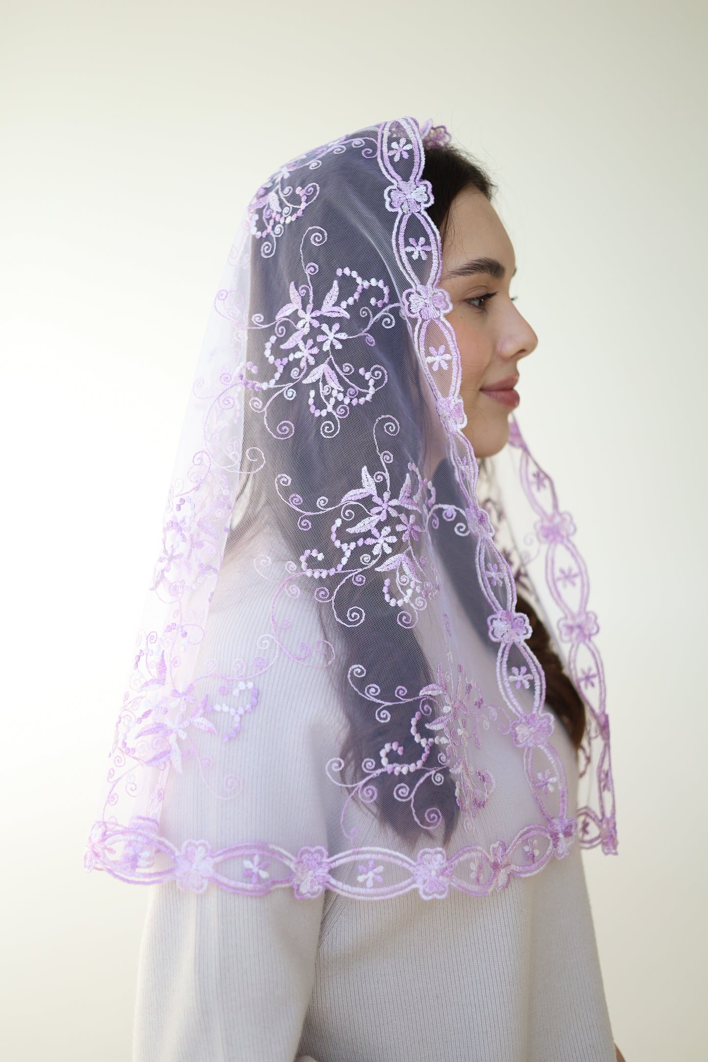 GRADIENT PURPLE MANTILLA - MariaVeils