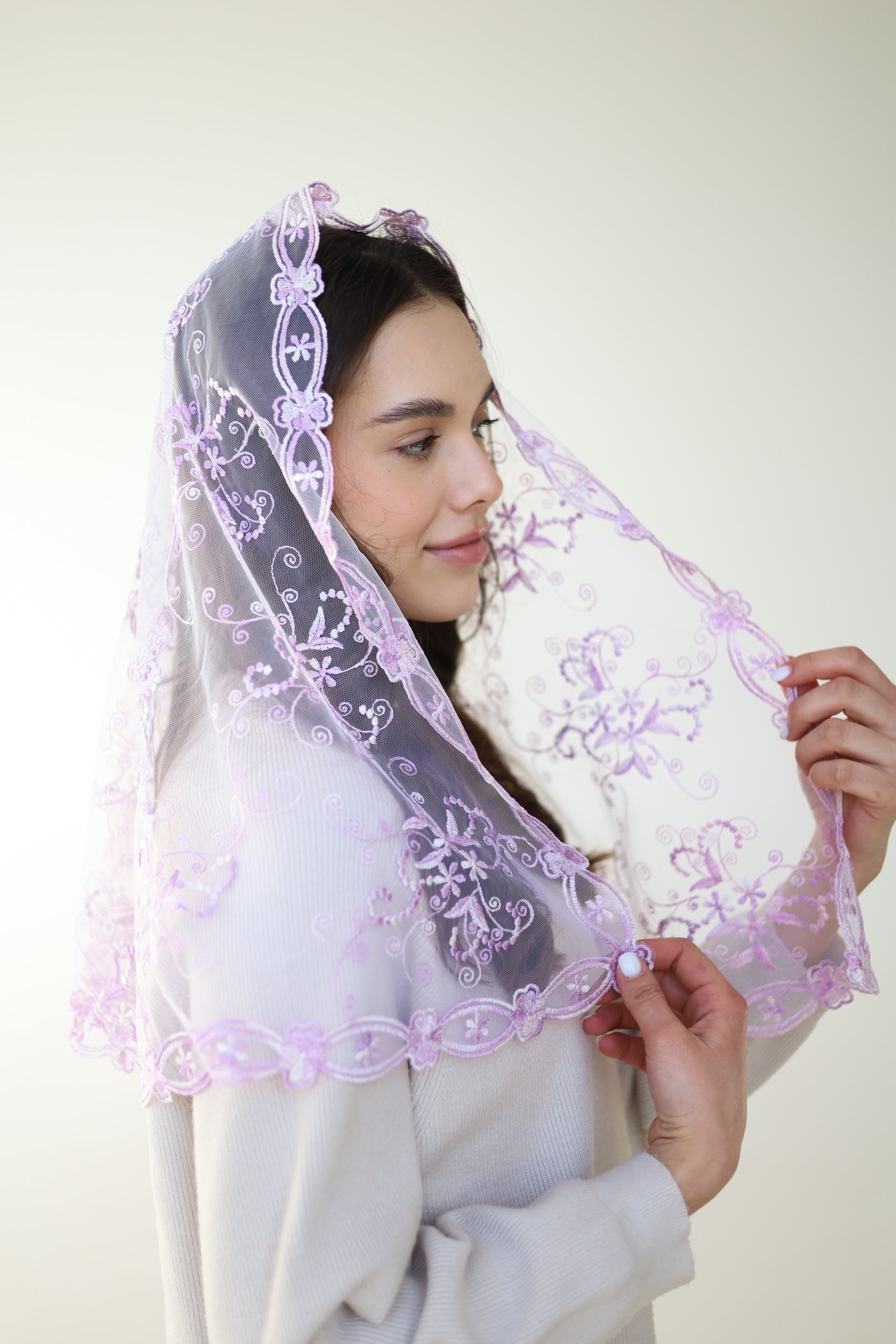 GRADIENT PURPLE MANTILLA - MariaVeils