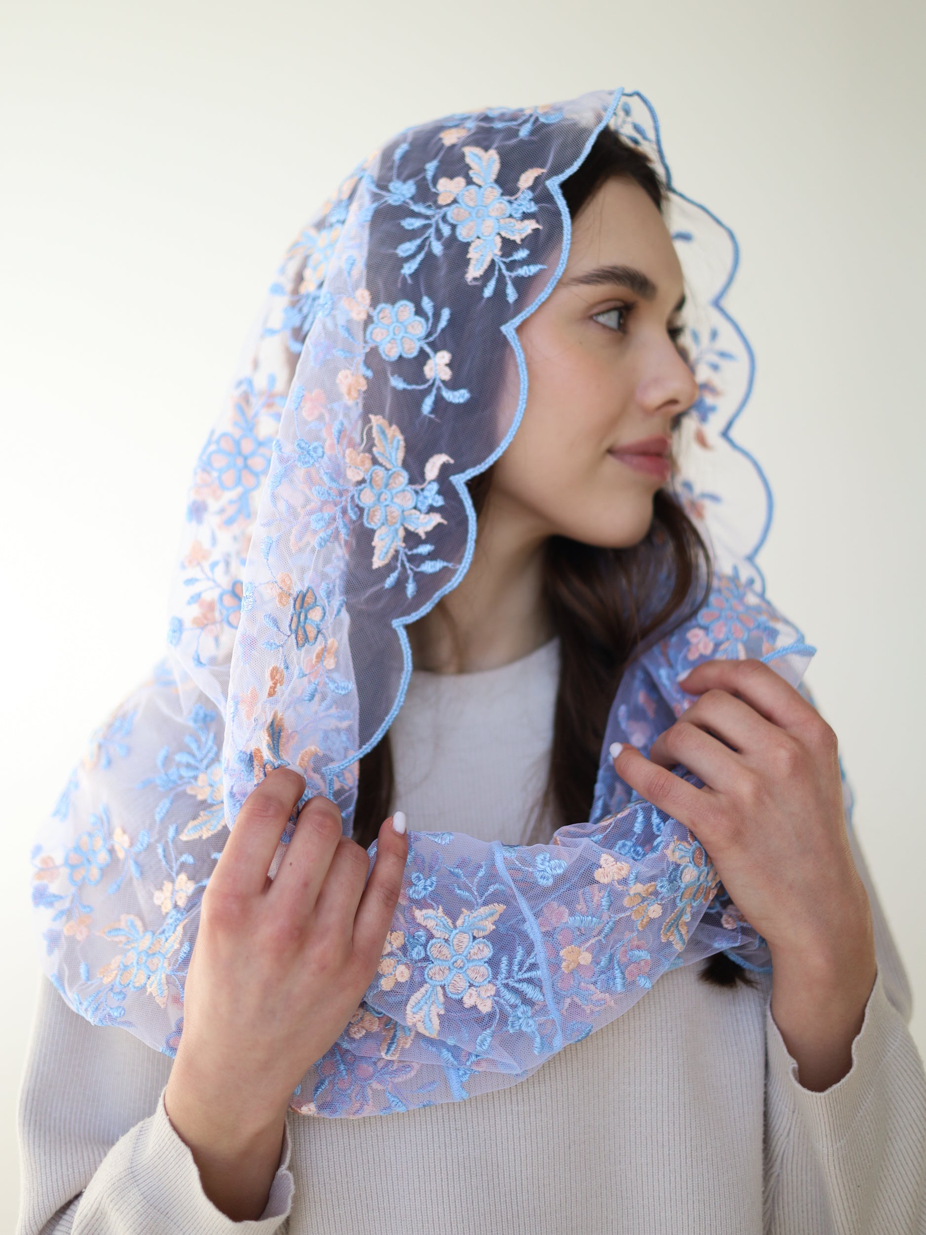 PEACH & BLUE INFINITY VEIL - MariaVeils