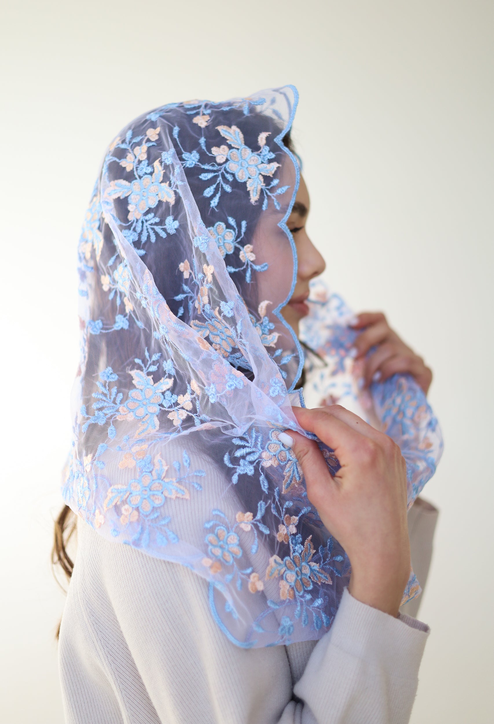 PEACH & BLUE INFINITY VEIL - MariaVeils