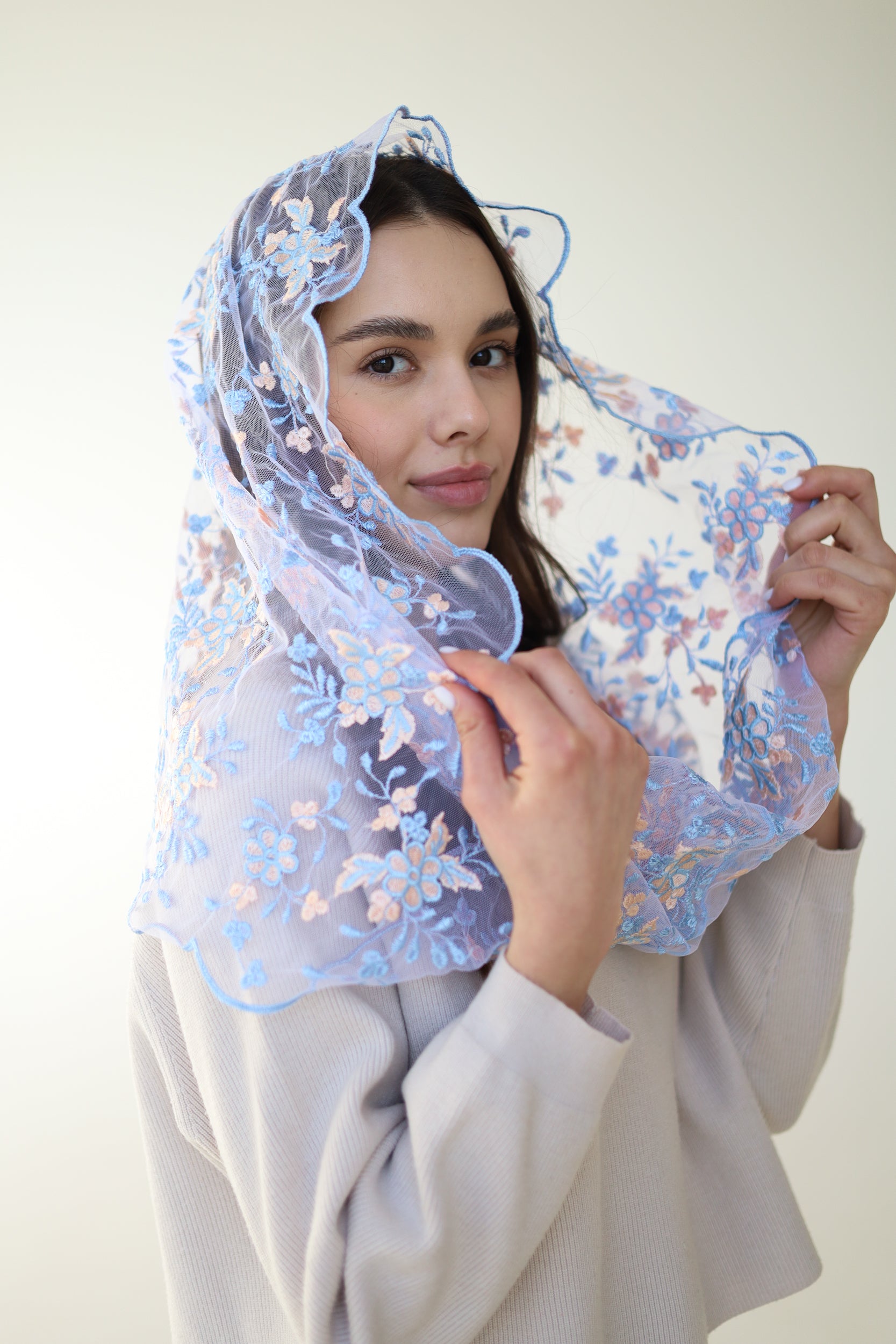 PEACH & BLUE INFINITY VEIL - MariaVeils
