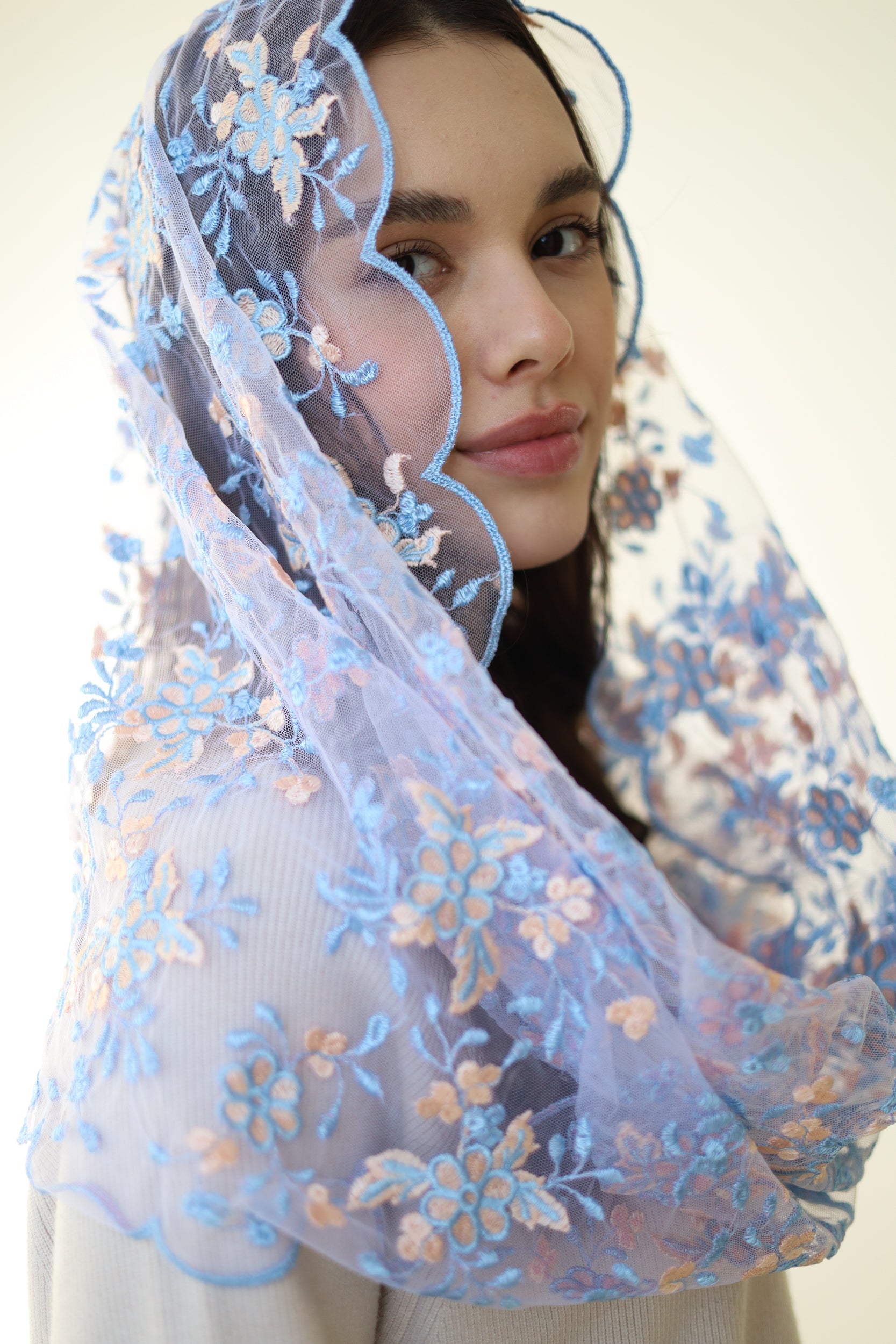PEACH & BLUE INFINITY VEIL - MariaVeils