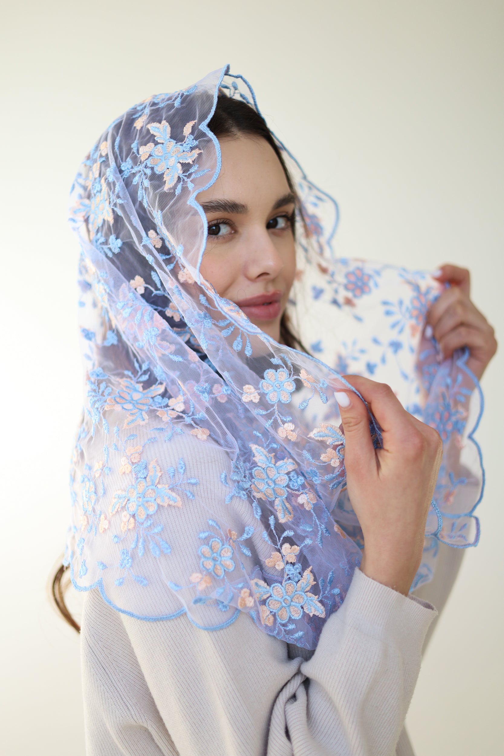 PEACH & BLUE INFINITY VEIL - MariaVeils