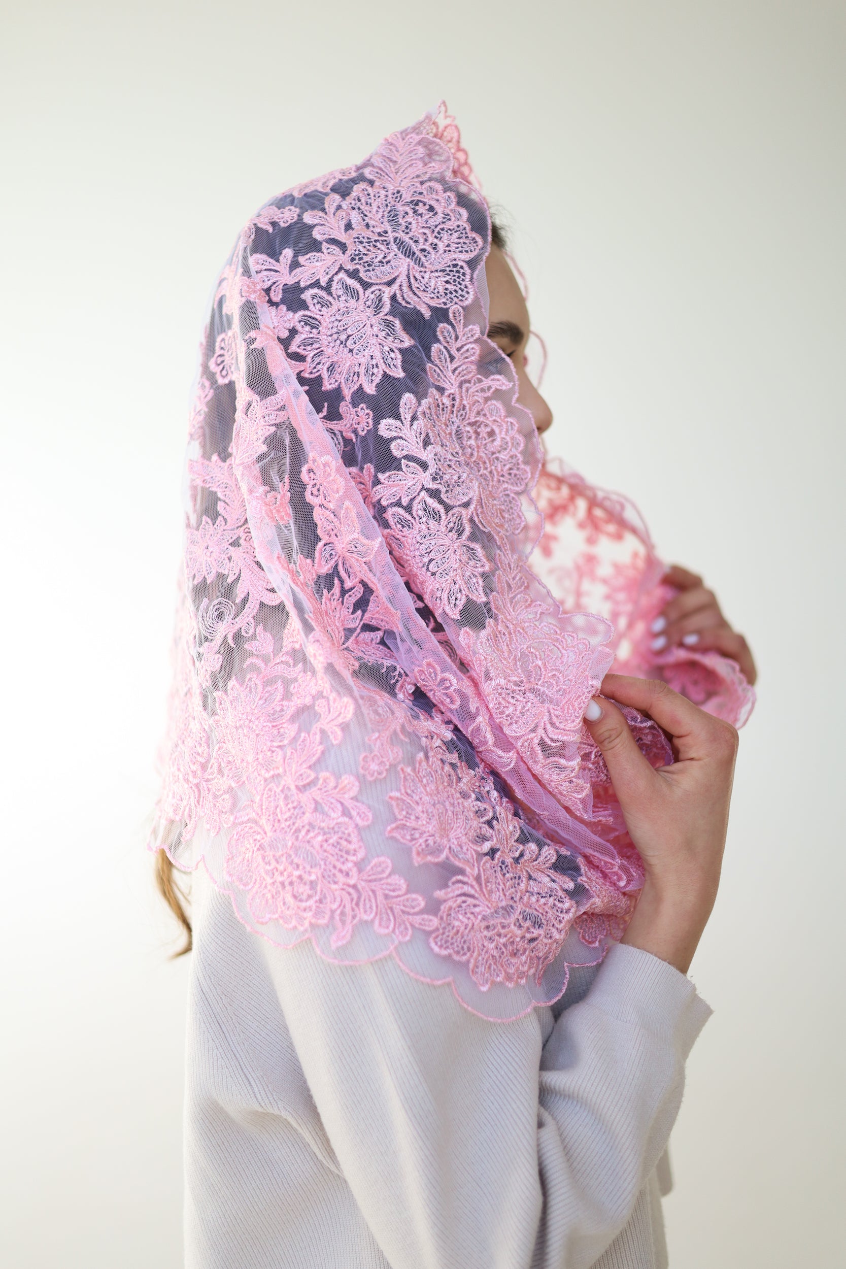 PINK CHAPEL VEIL - MariaVeils