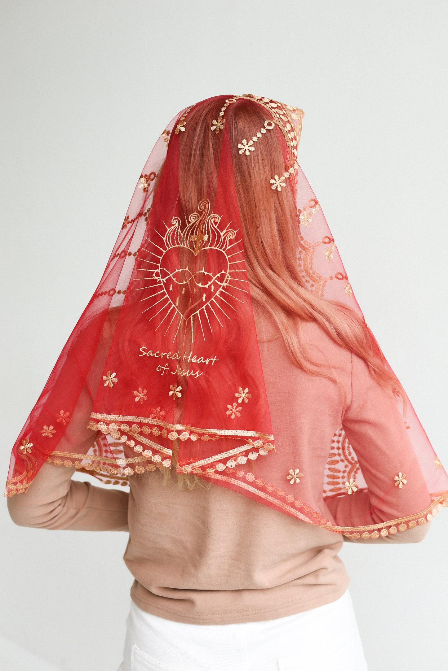 VEIL WITH SACRED HEART EMBROIDERY