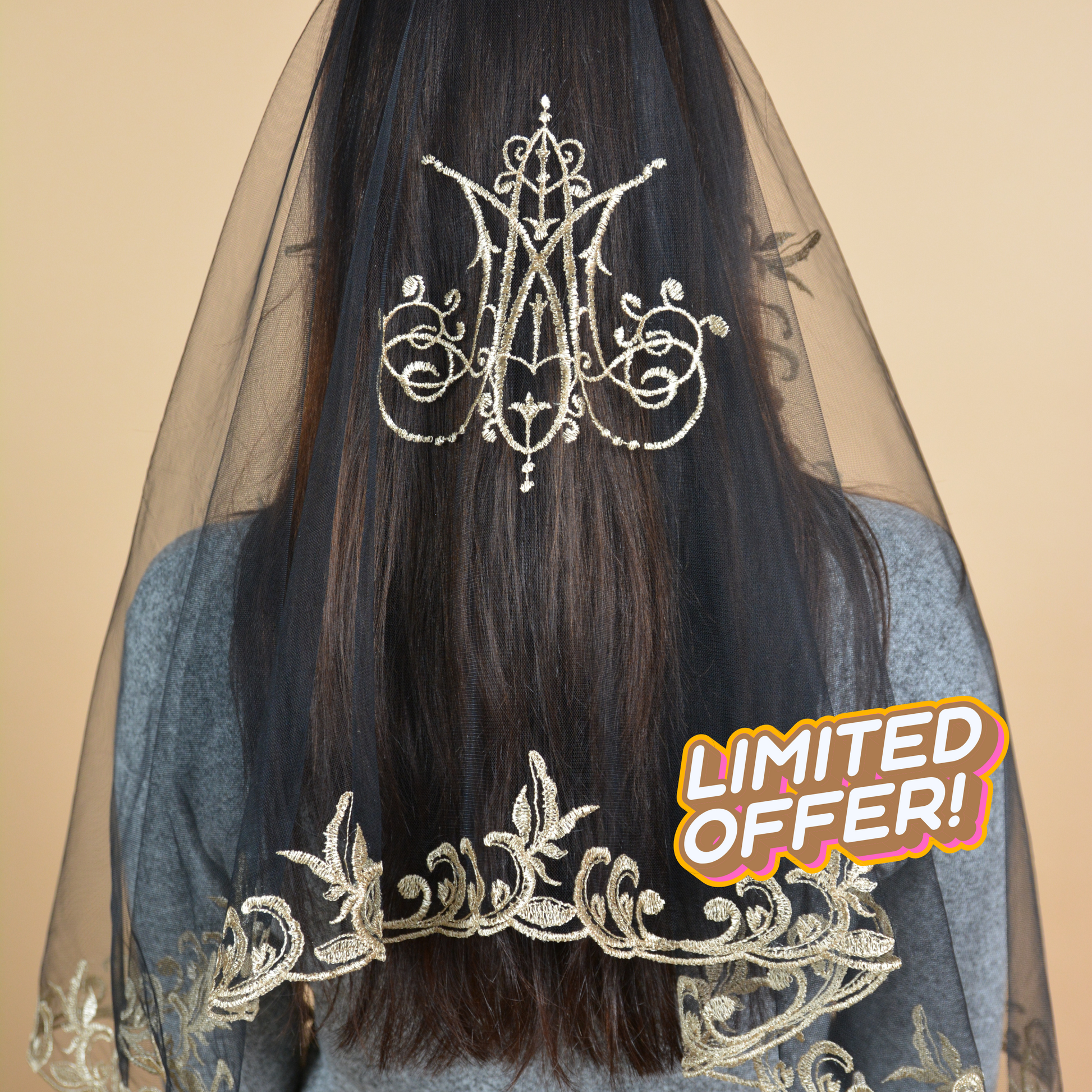 EXCLUSIVE GOLD MANTILLA - MariaVeils