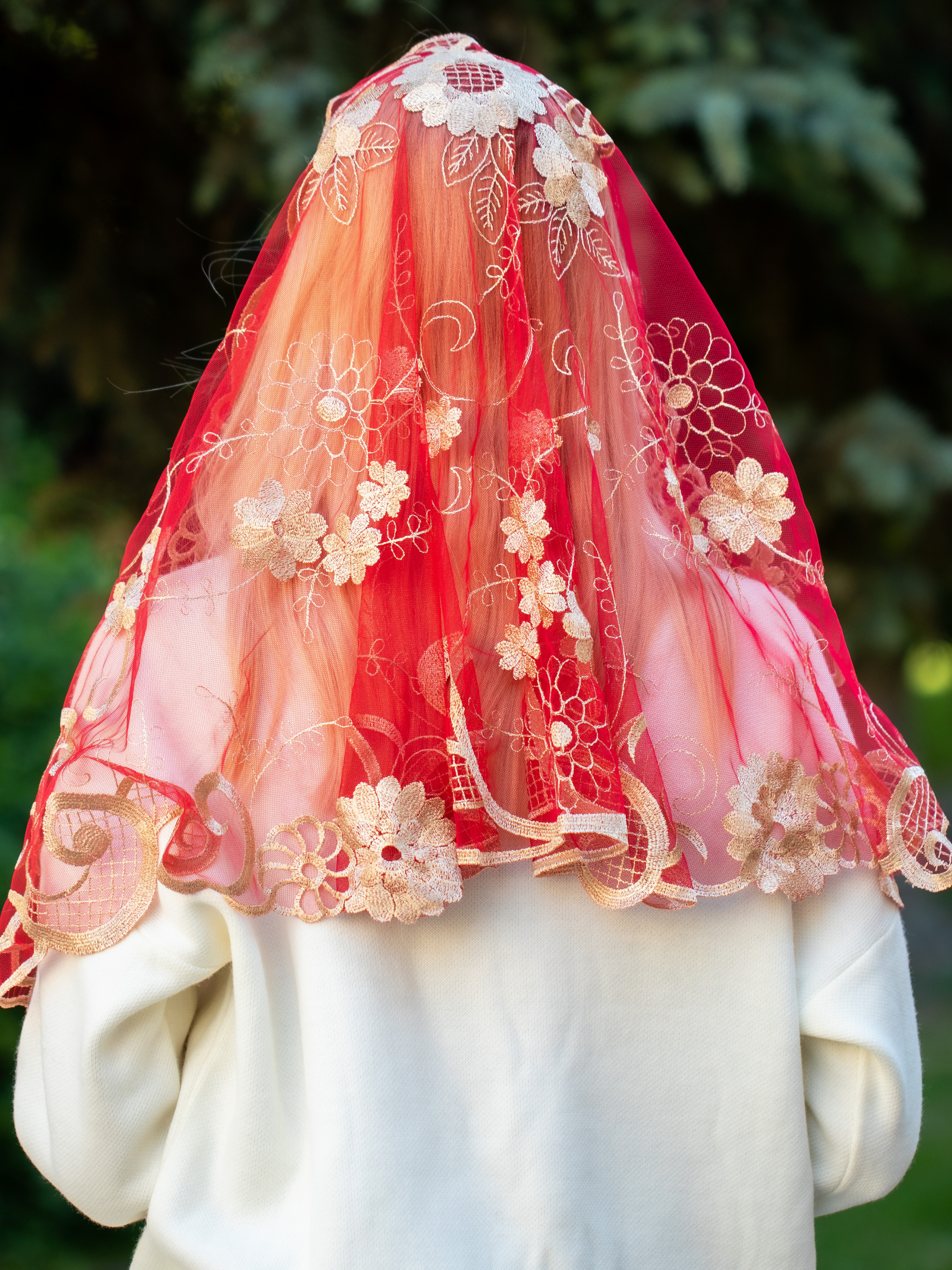 NEW!! Red Chapel Veil - MariaVeils