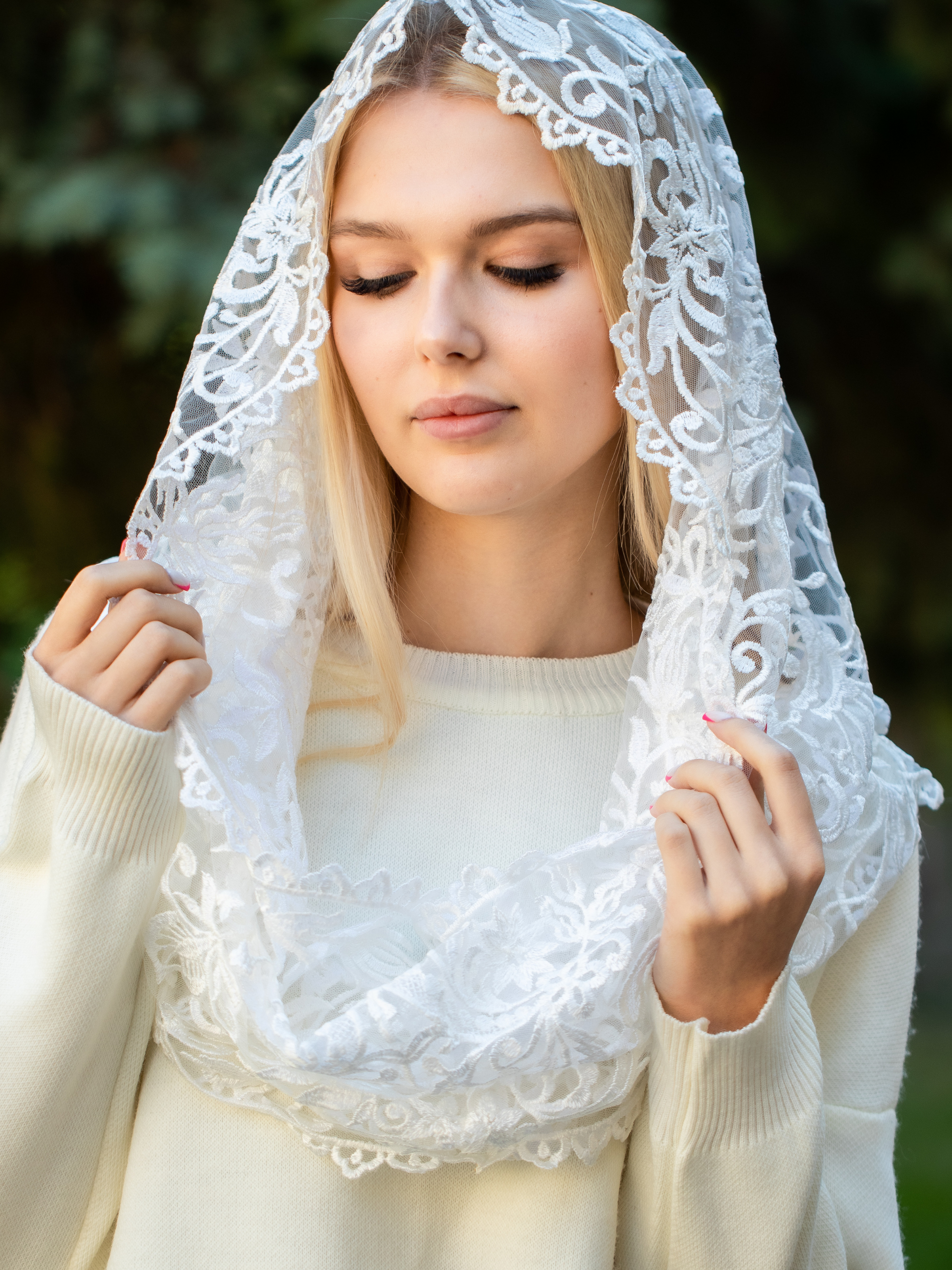 Christian Brands Infinity Chapel Veil White