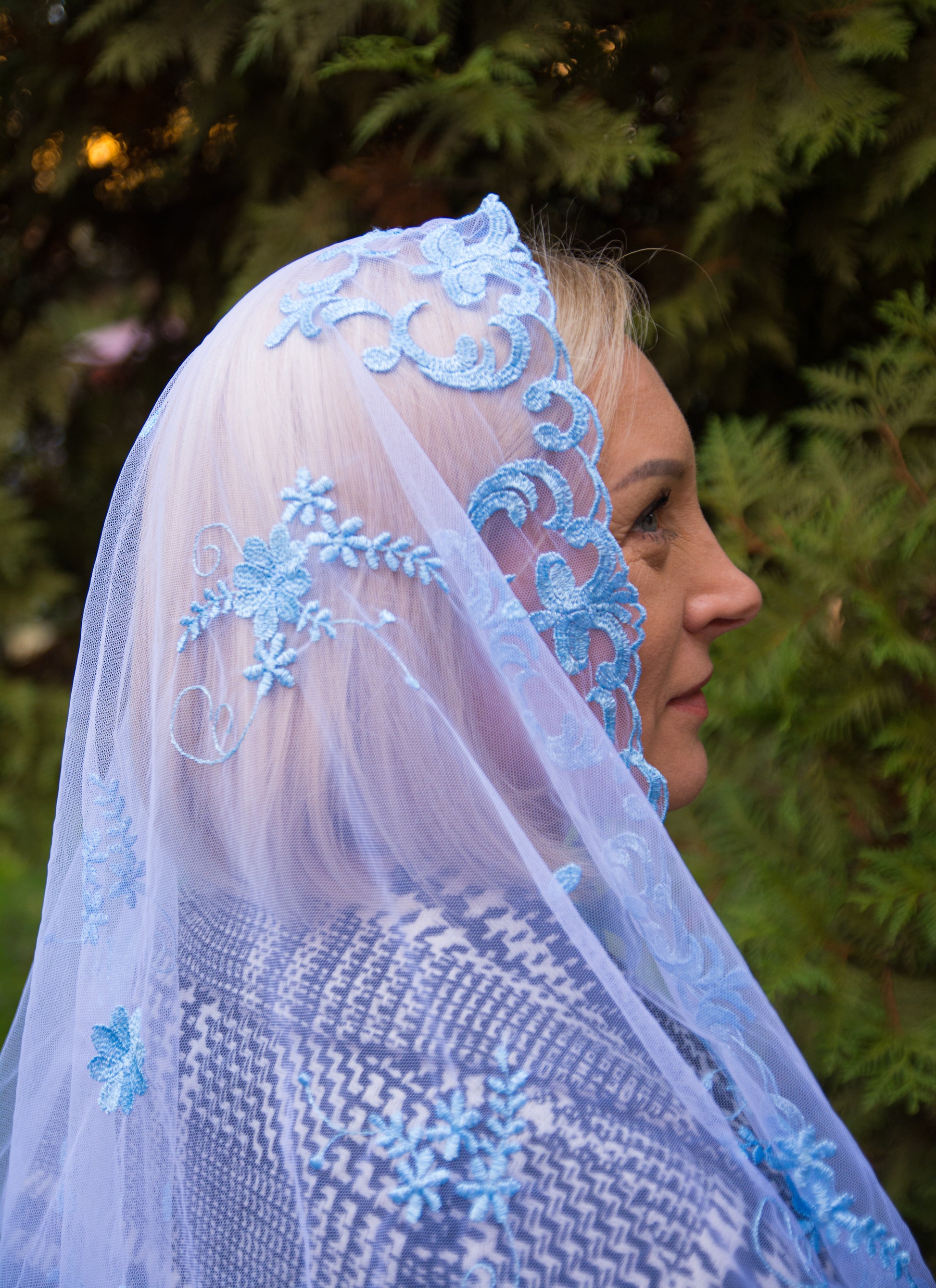 NEW!! Long Light Blue Veil - MariaVeils