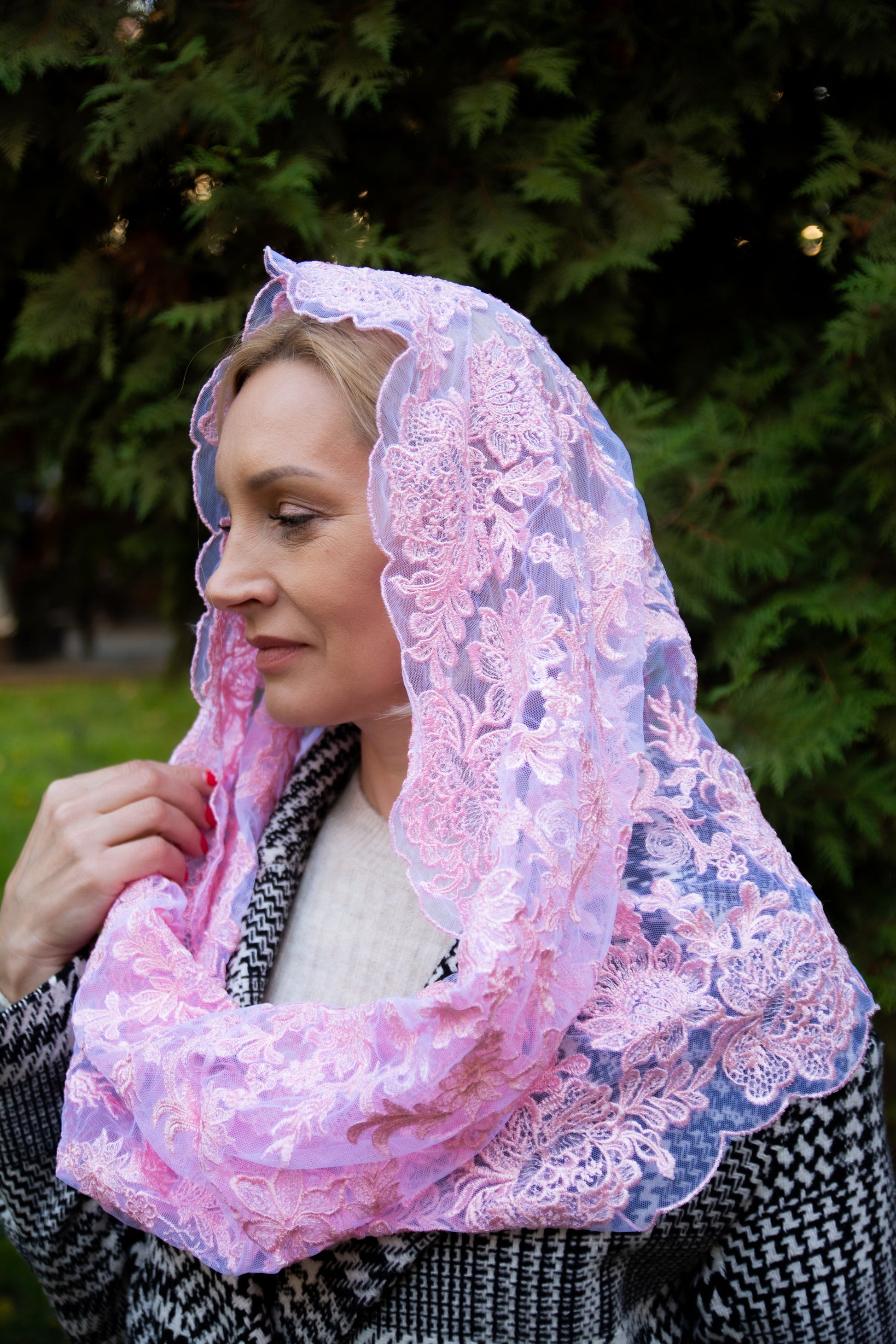 NEW!! Pink Infinity Mantilla - MariaVeils