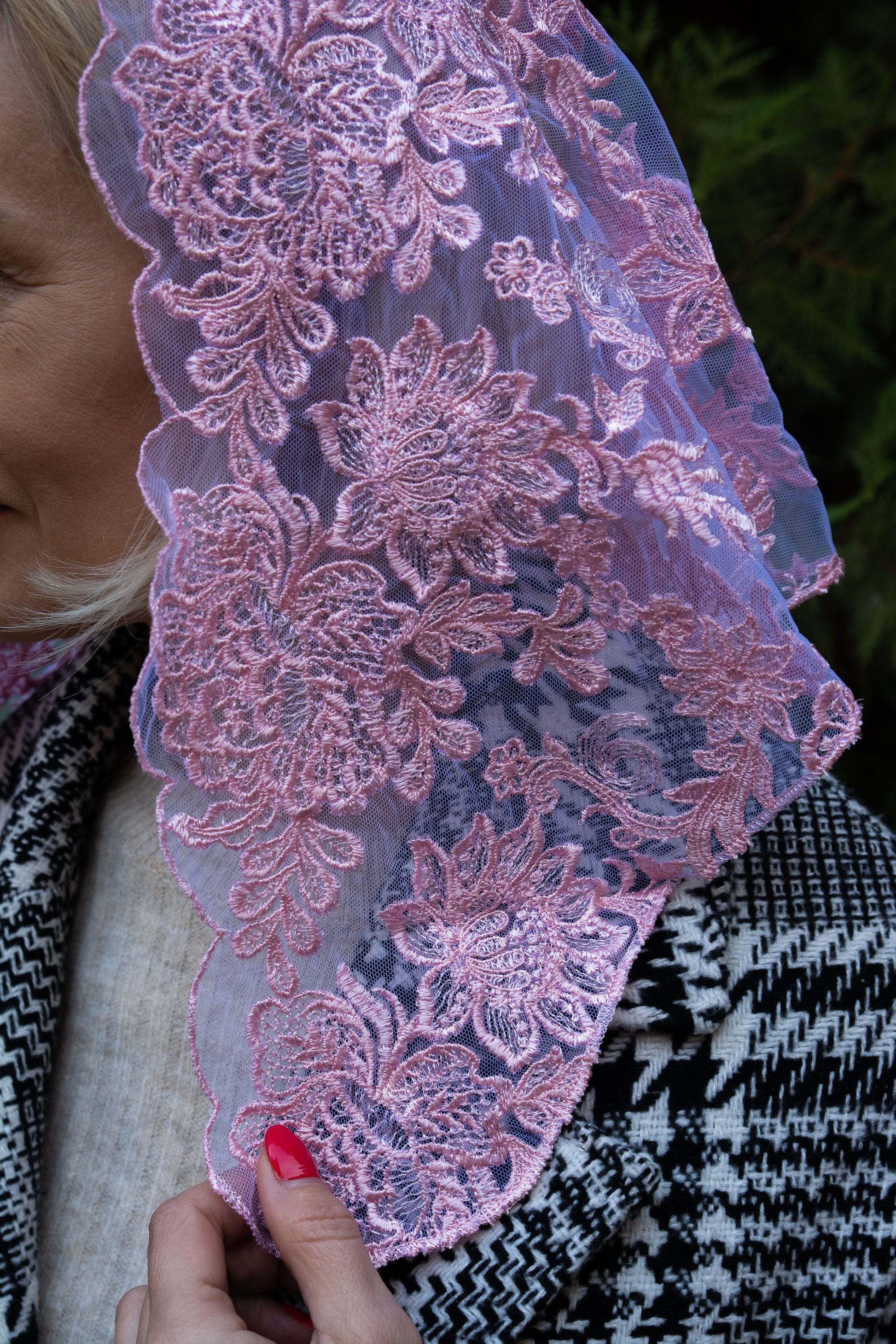 Triangle Pink Veil - MariaVeils