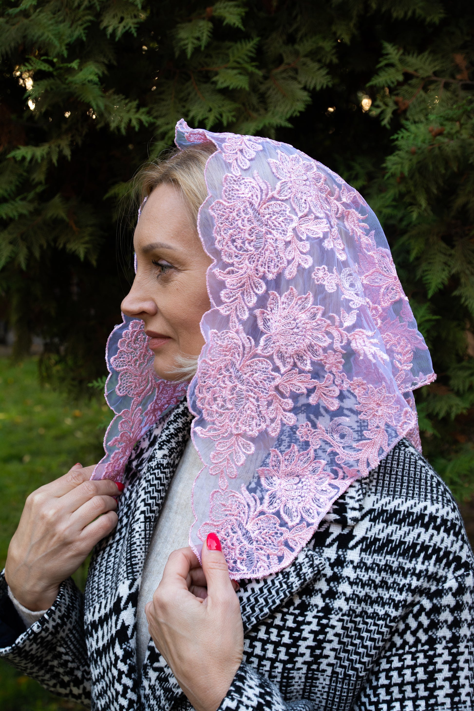 Triangle Pink Veil - MariaVeils