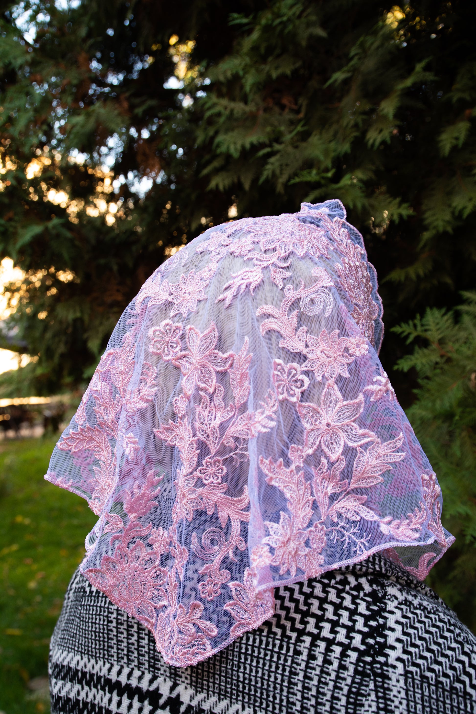 Triangle Pink Veil - MariaVeils