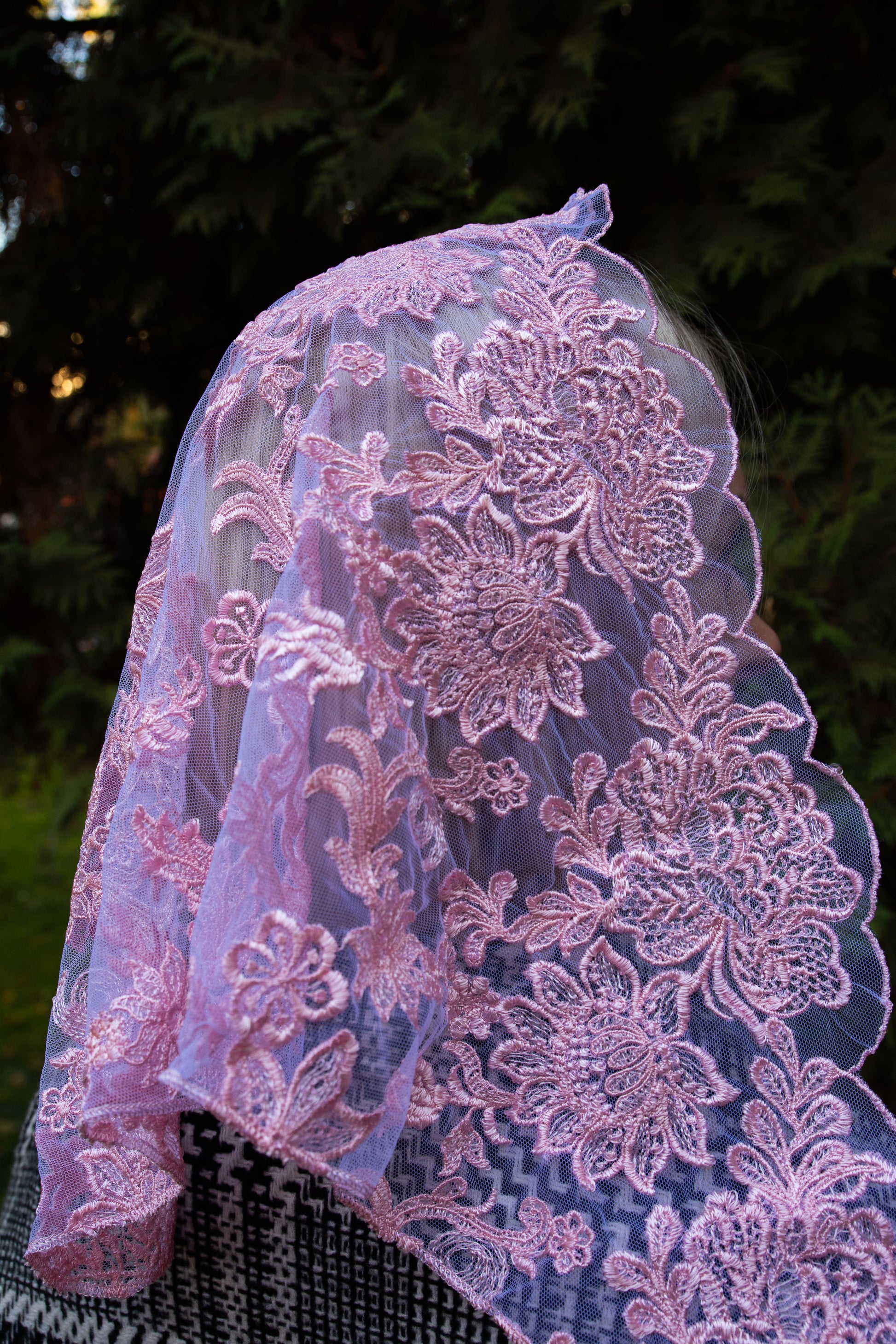 Triangle Pink Veil - MariaVeils
