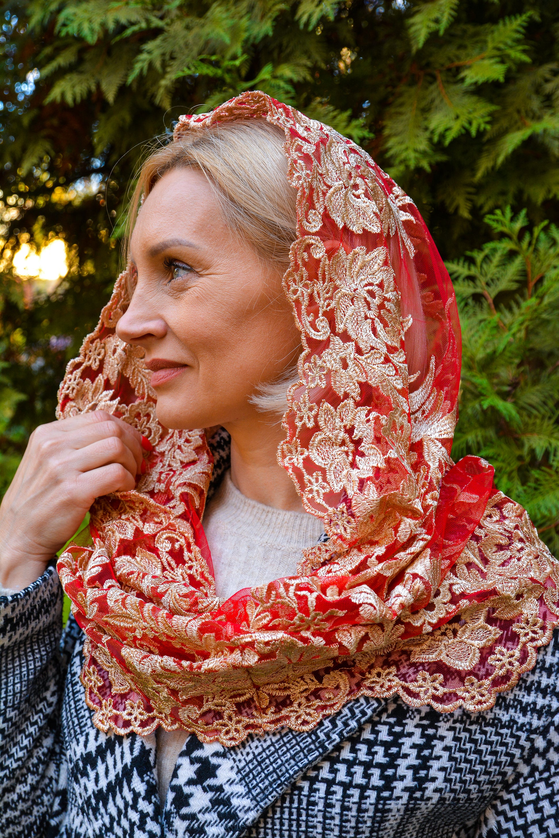 NEW!! Red Infinity Mantilla - MariaVeils