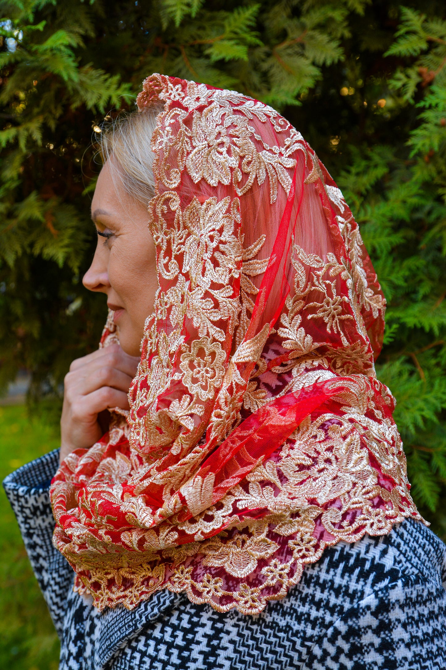 NEW!! Red Infinity Mantilla - MariaVeils