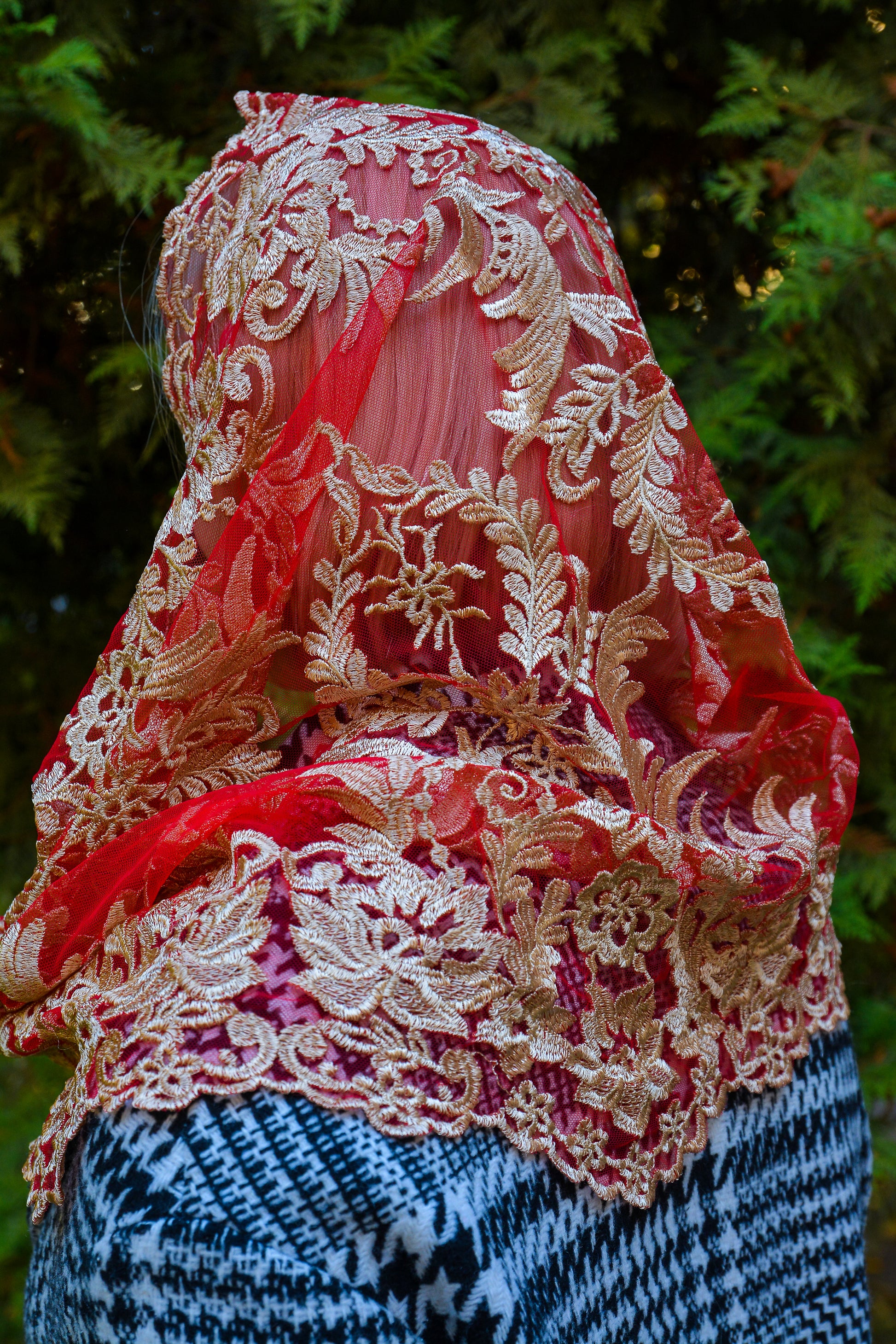 NEW!! Red Infinity Mantilla - MariaVeils