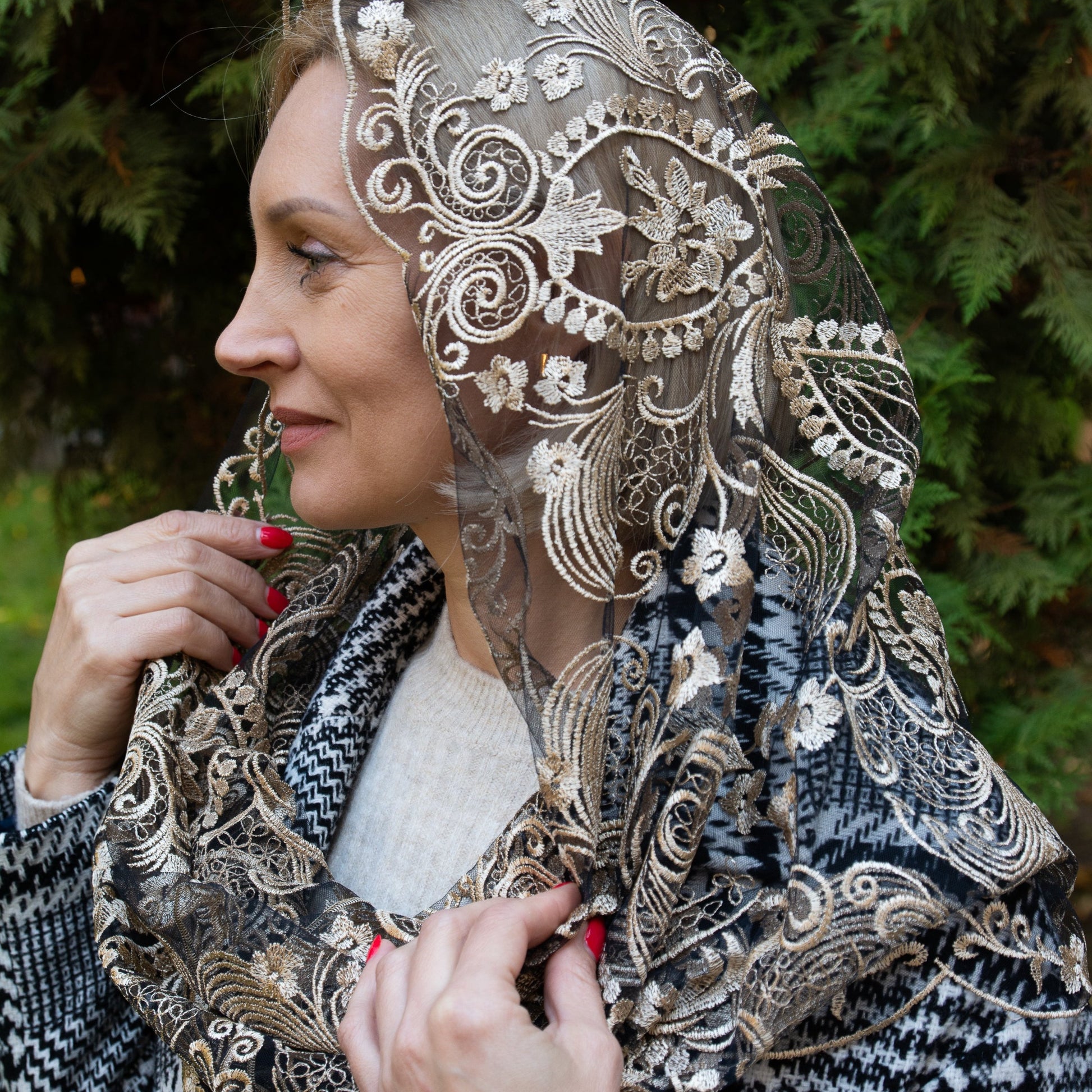 NEW!! Gold Infinity Veil - MariaVeils