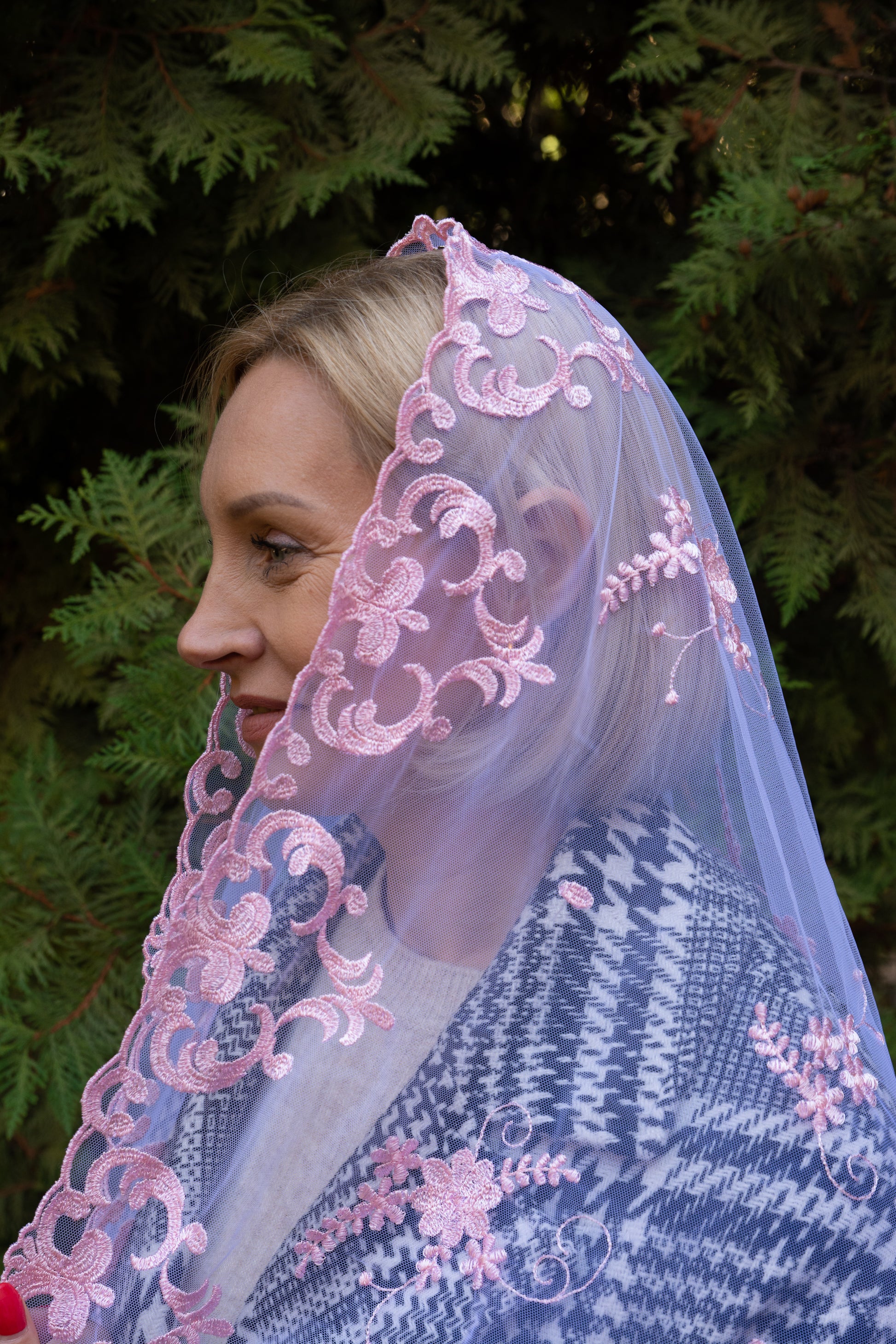 NEW!! Long Pink Veil - MariaVeils