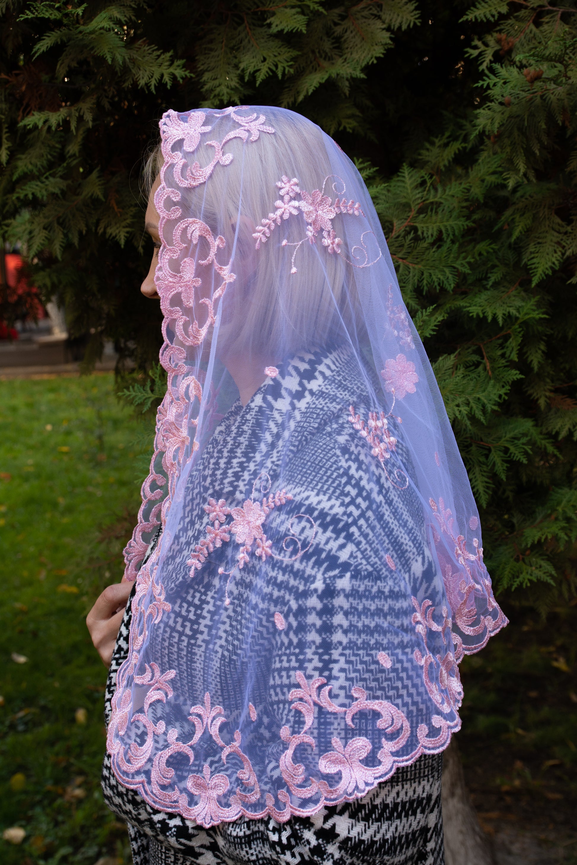 NEW!! Long Pink Veil - MariaVeils