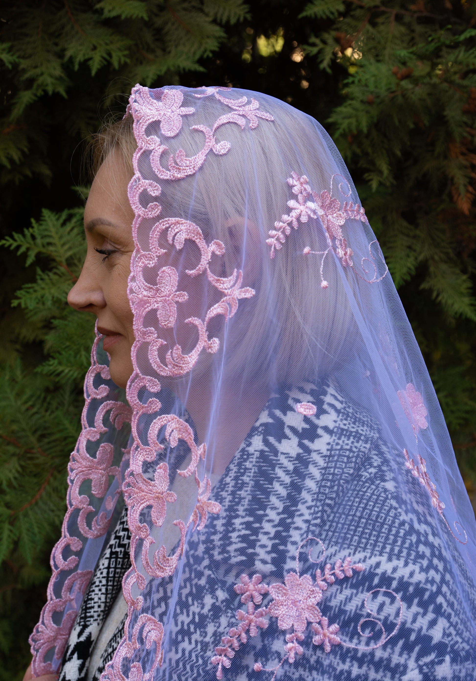 NEW!! Long Pink Veil - MariaVeils