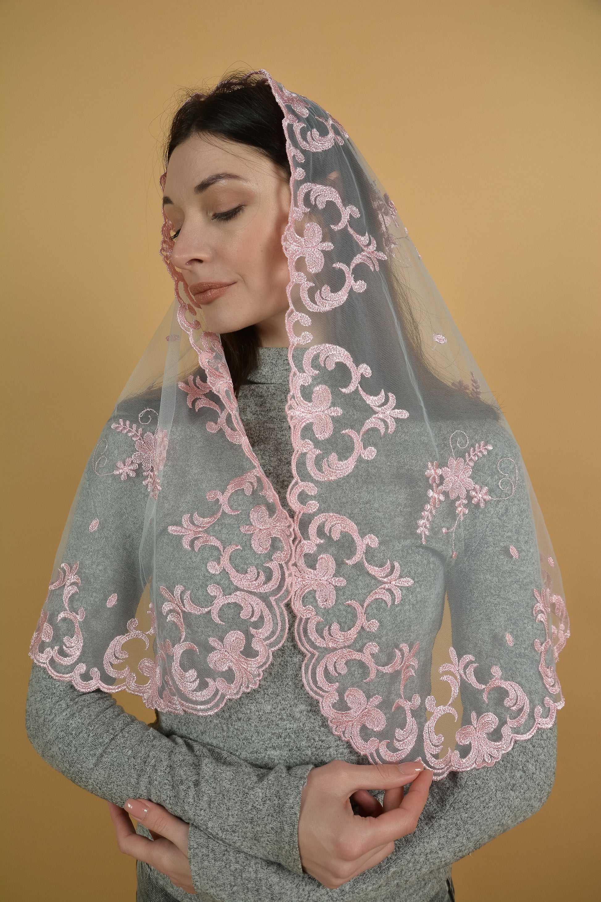 Long Pink Lace - MariaVeils
