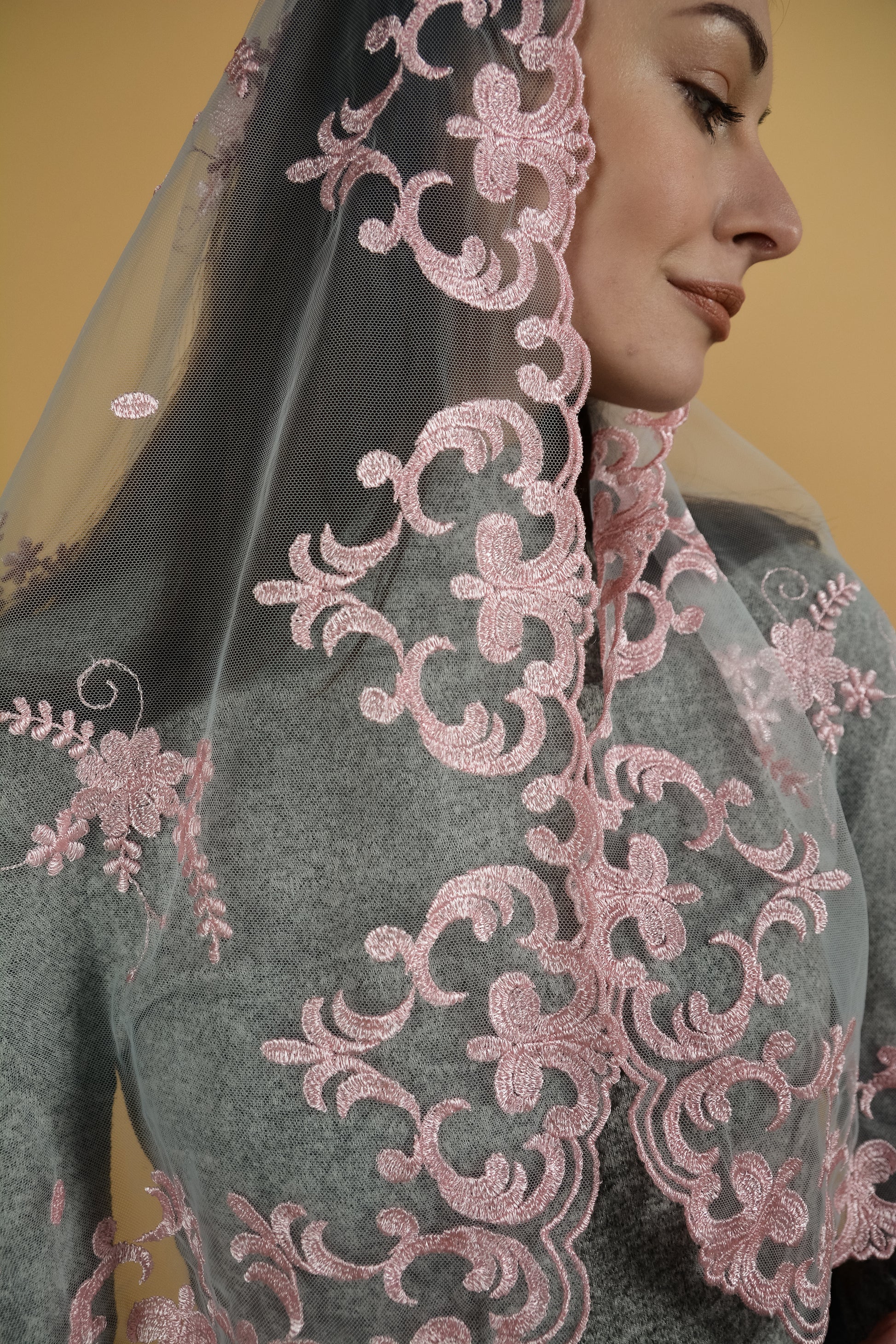 Long Pink Lace - MariaVeils
