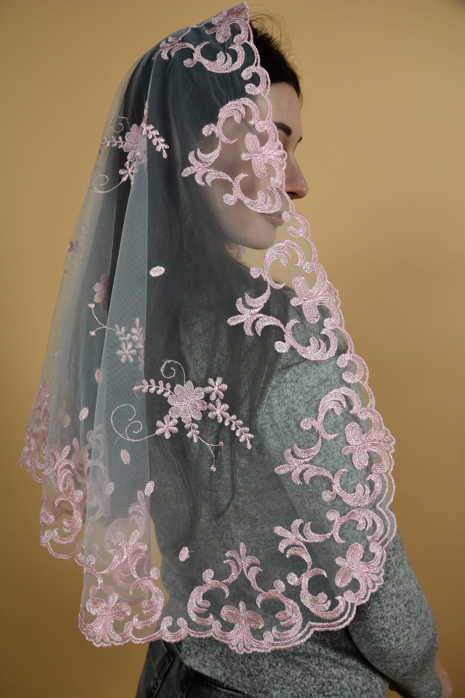 Long Pink Lace - MariaVeils