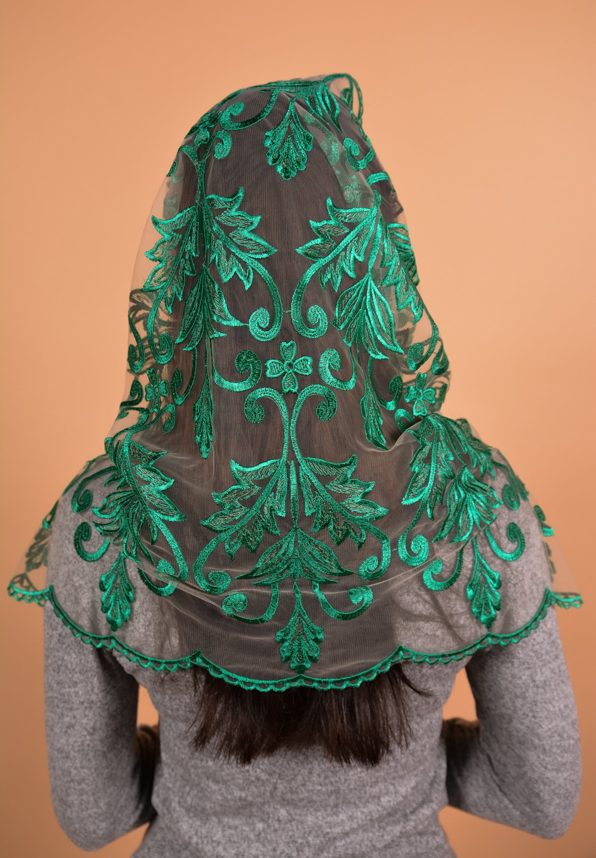 Green Infinity Mantilla - MariaVeils