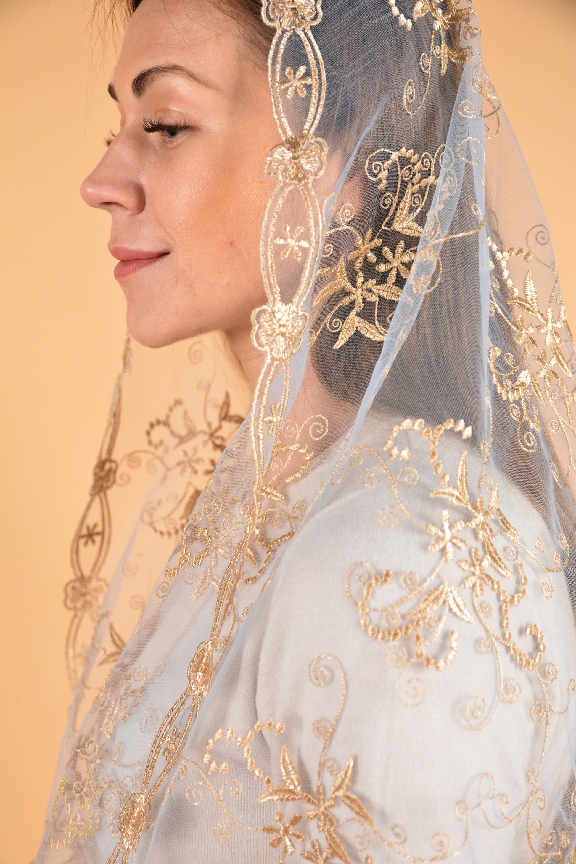 Long Gold Mantilla - MariaVeils