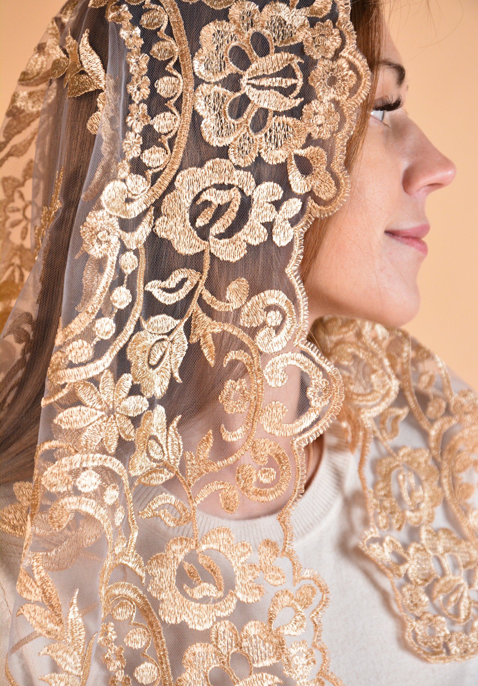 New! Gold Veil - MariaVeils