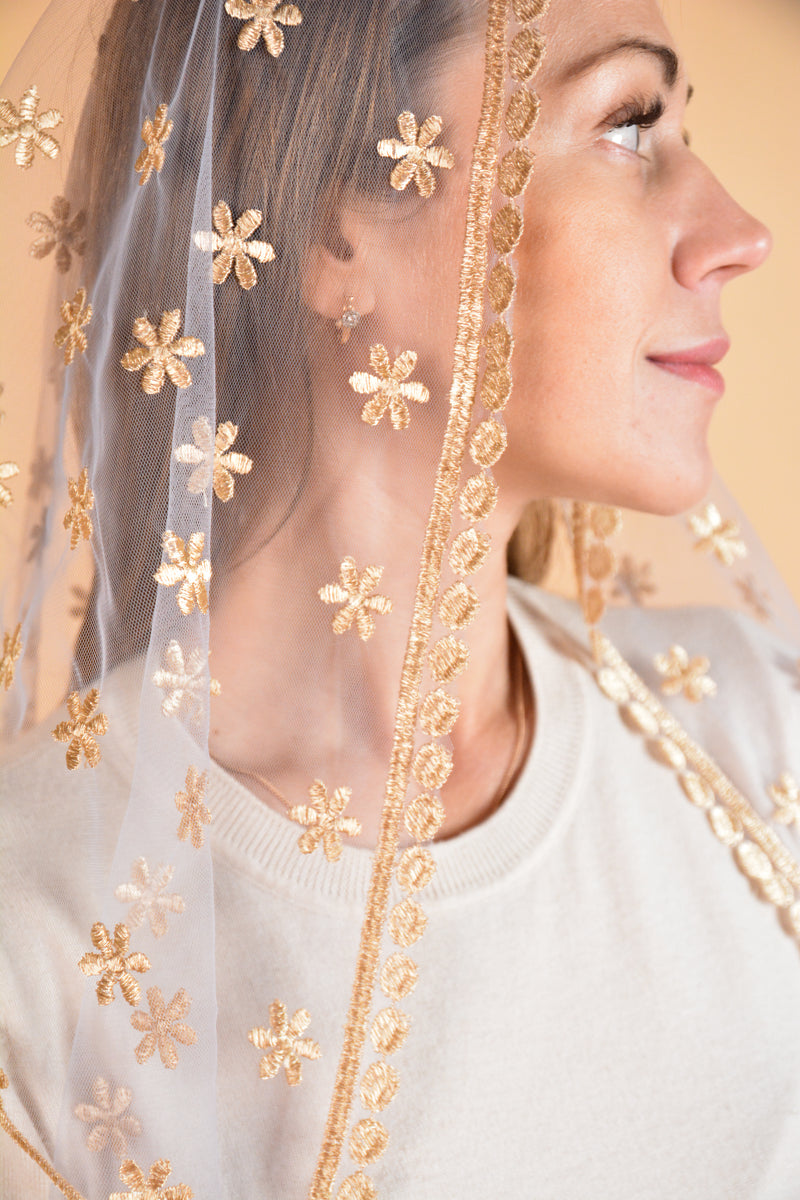 New! Gold Veil