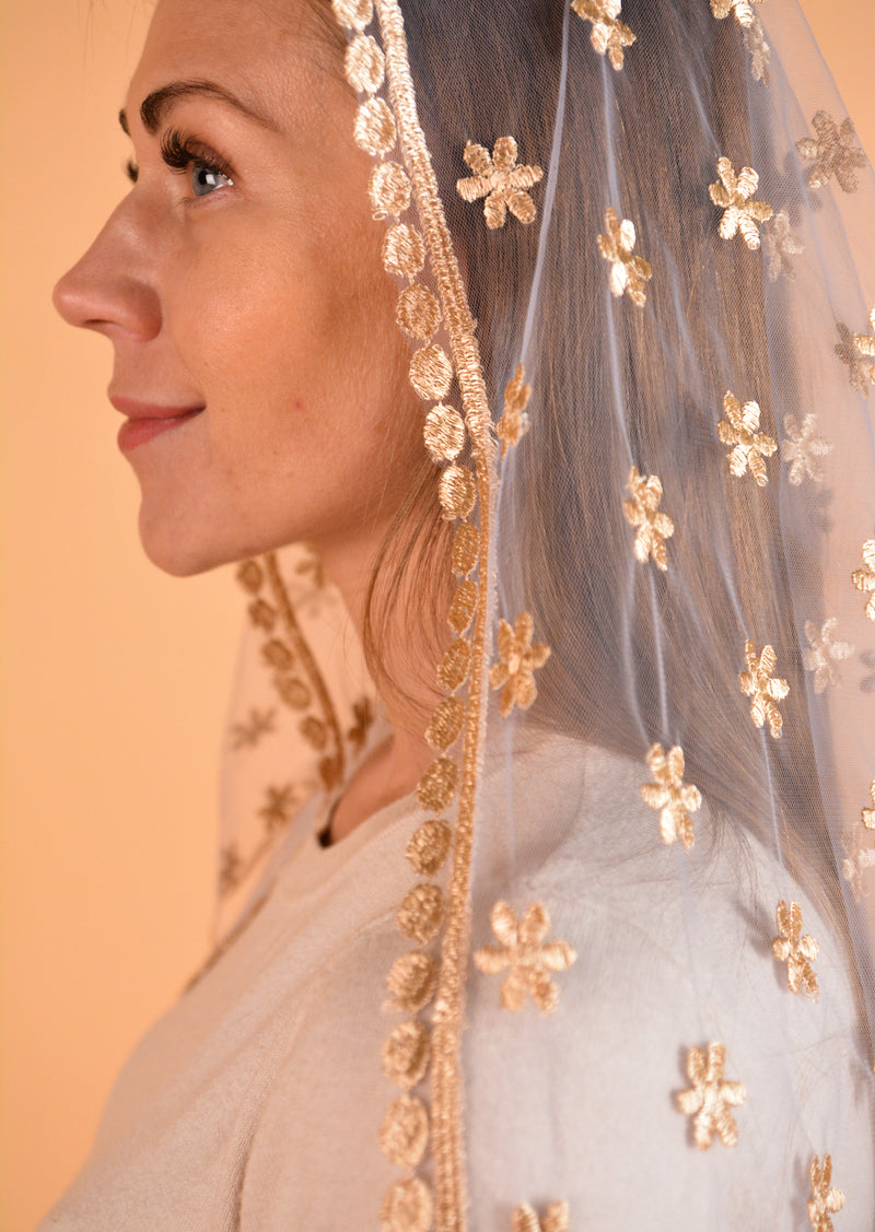 New! Gold Veil